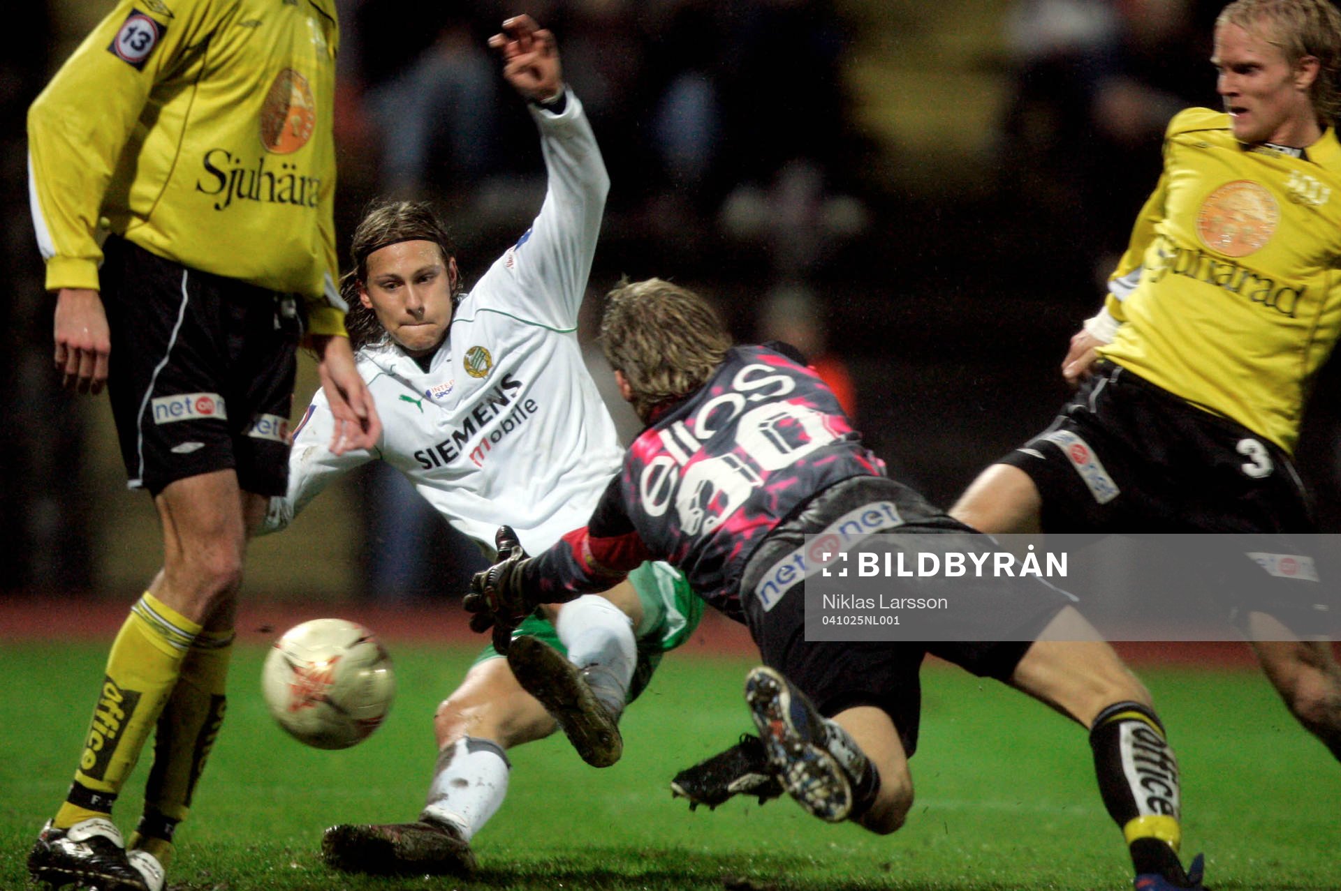 Björn Runström, Hammarby gör 0-1 bakom Johan Wiland,