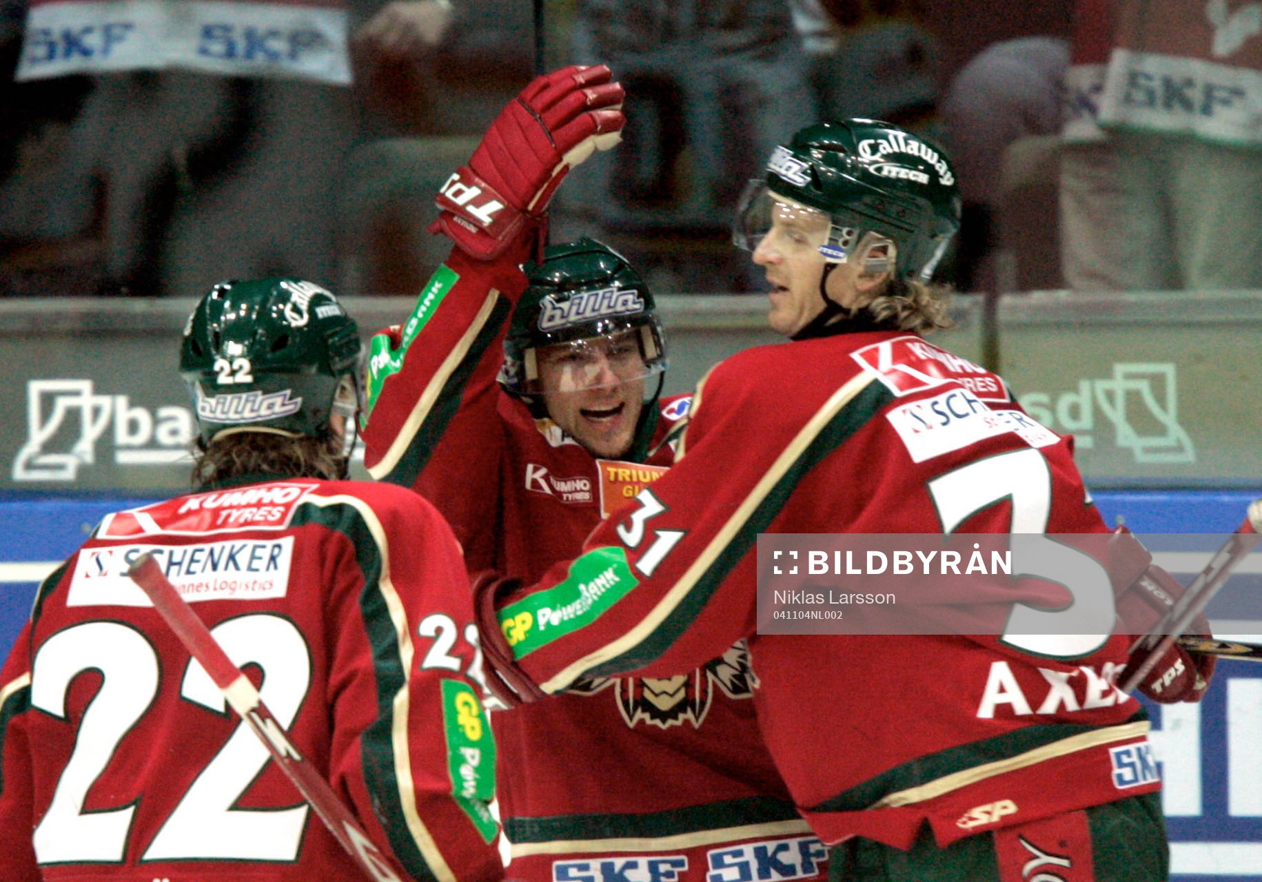 Tom Koivisto, Frölunda grattas av Per-Johan Axelsson