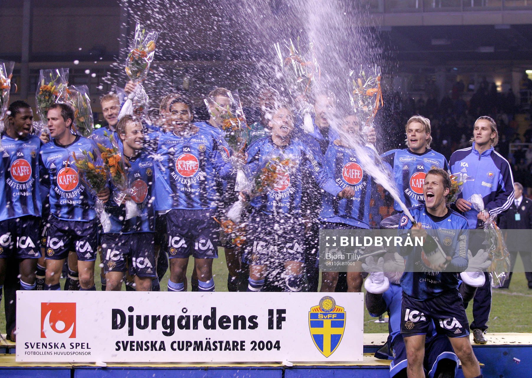 Djurgården firar i Champange