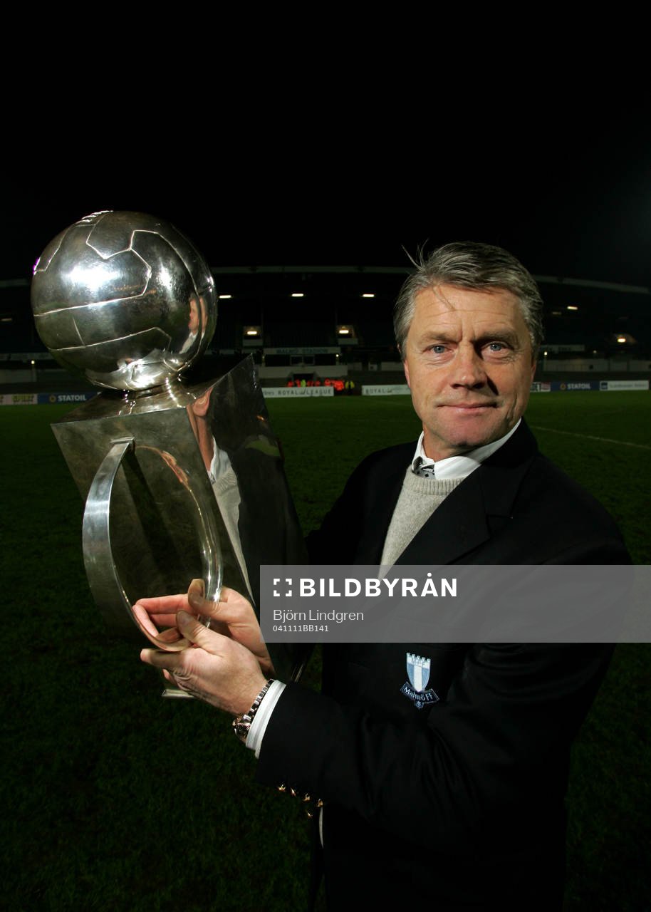 Fotboll, Malmö FF, Hasse Borg med SM-bucklan, Lennart