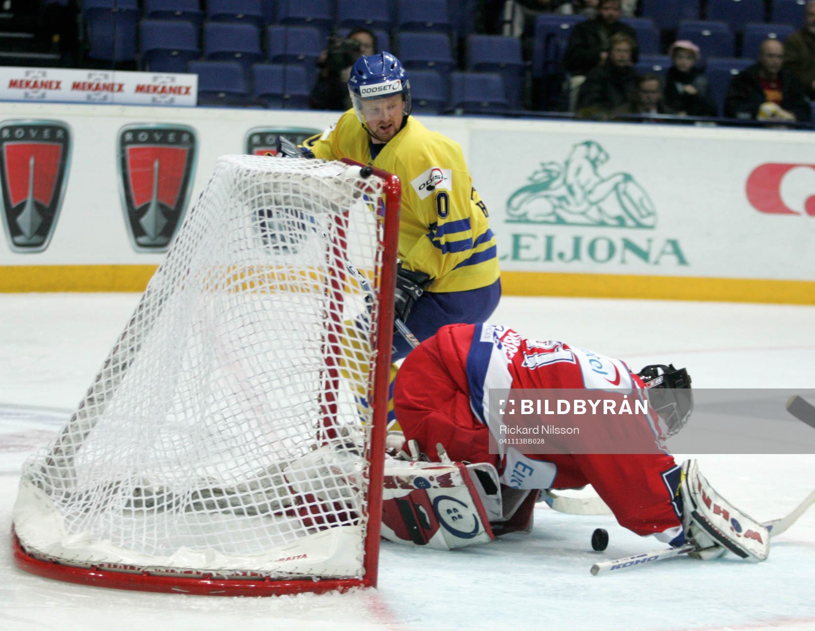 Henrik Sedin, Sverige och Adam Svoboda, målvakt, Tjeckien