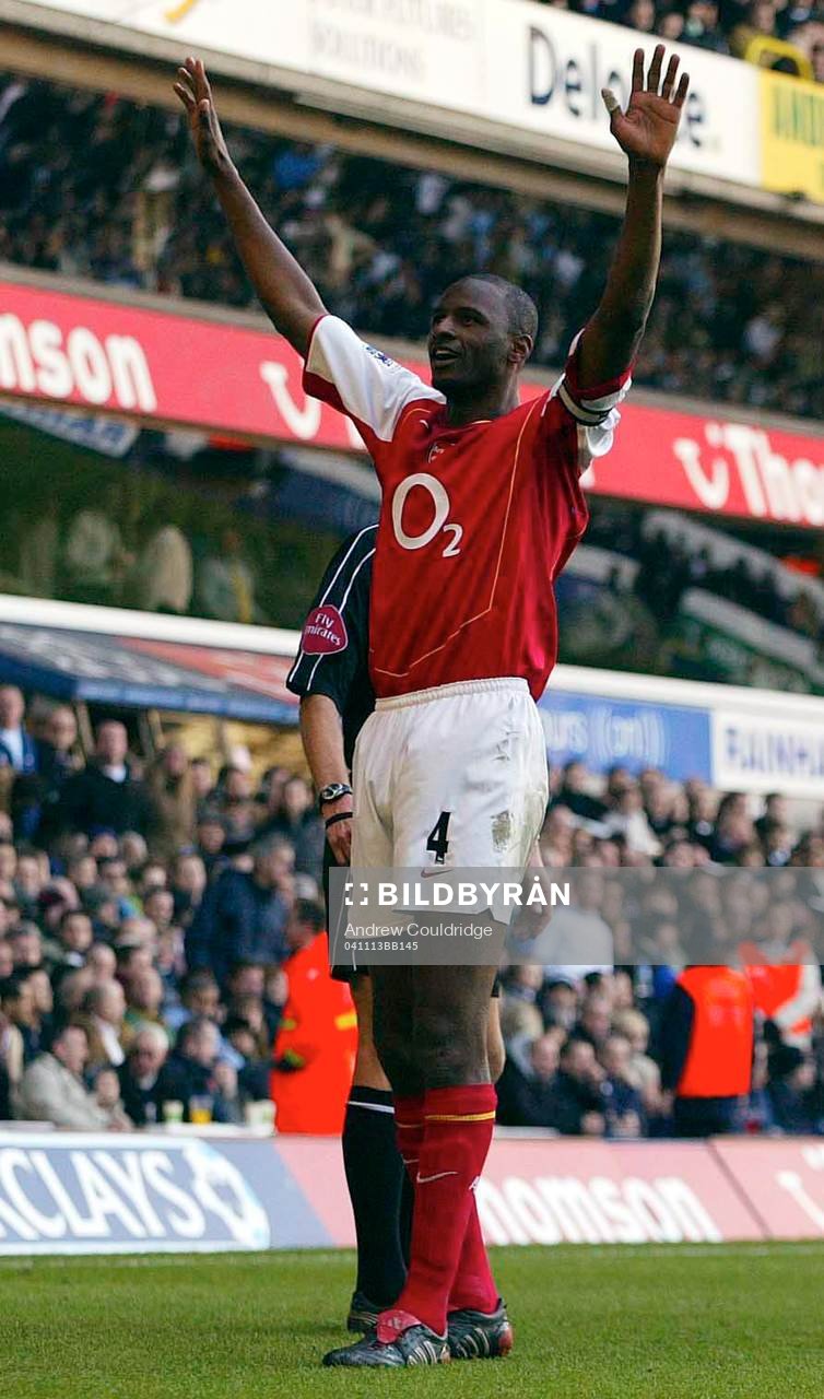 Patrick Vieira jubel
