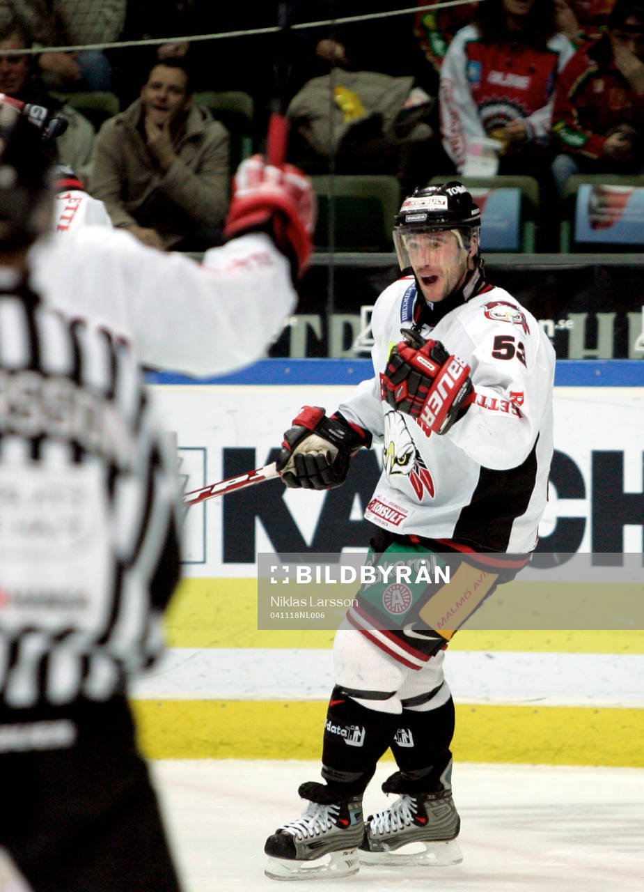 Brett Mclean, Malmö jublar