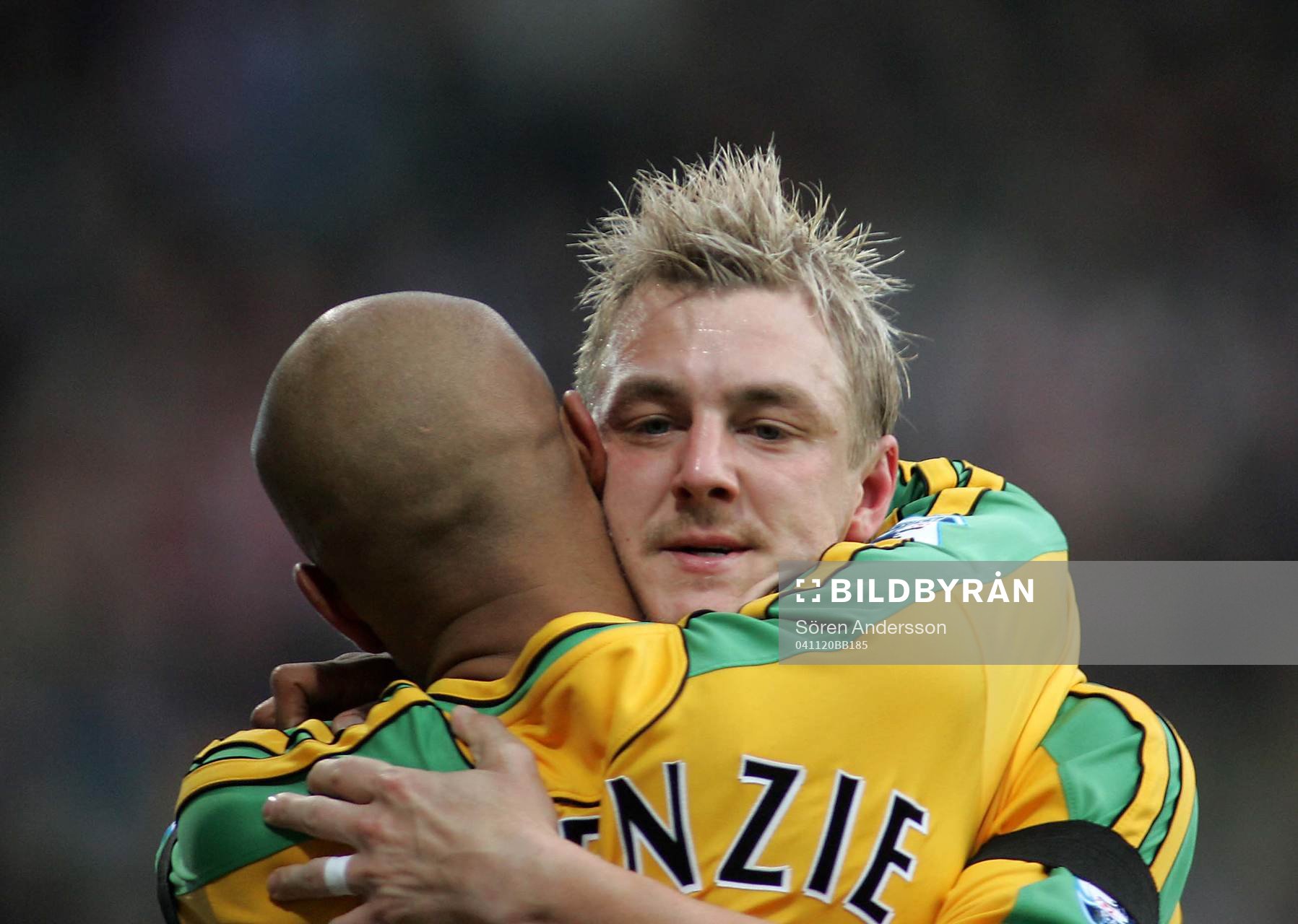  Mathias Svensson och Leon Mckenzie, Norwich, jubel.