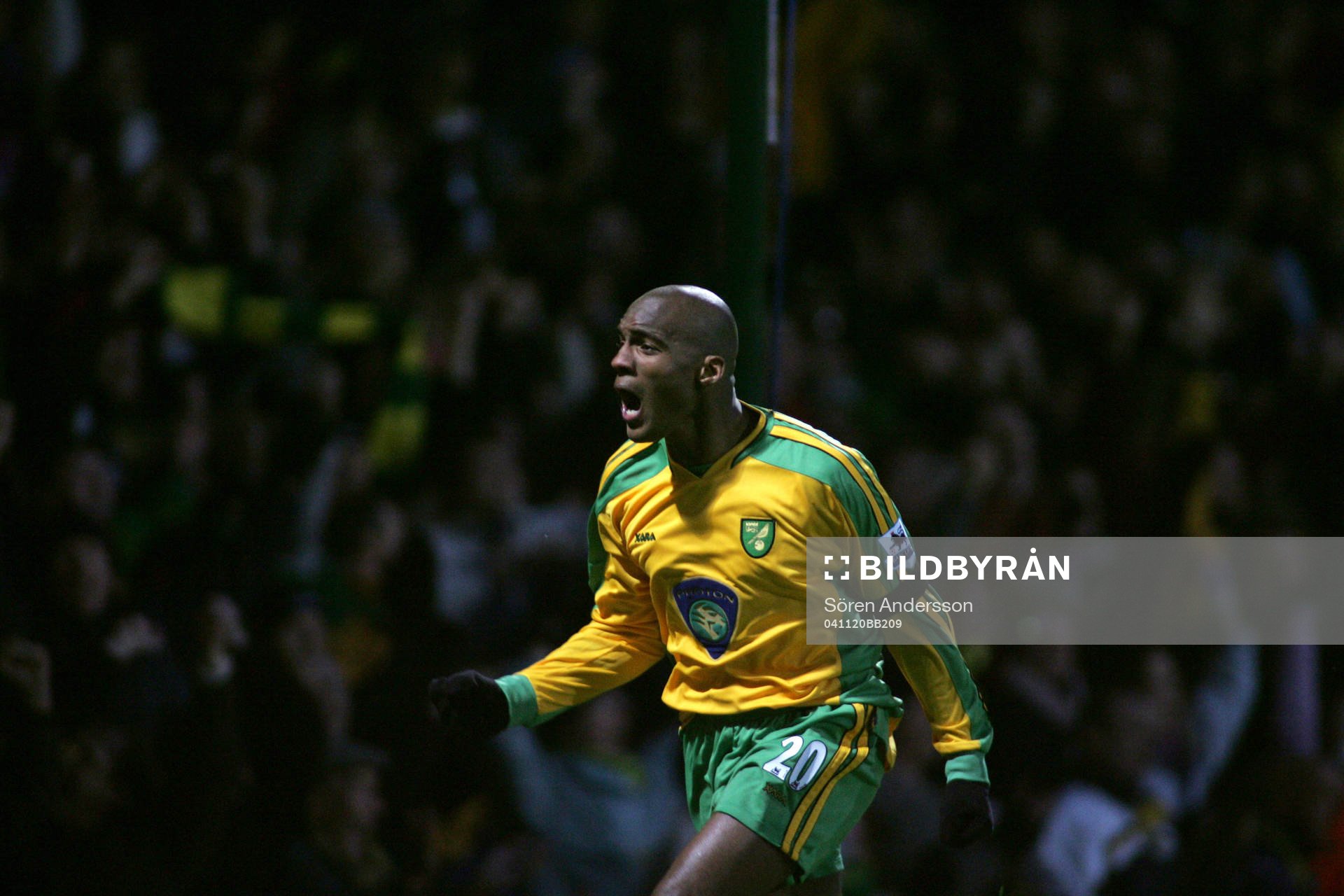  Damien Francis, Norwich, jubel.