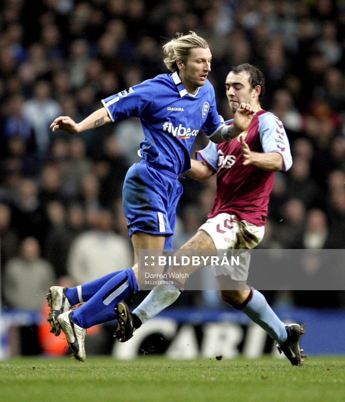 Gavin McCann, Aston Villa fäller Robbie Savage, Birmingham