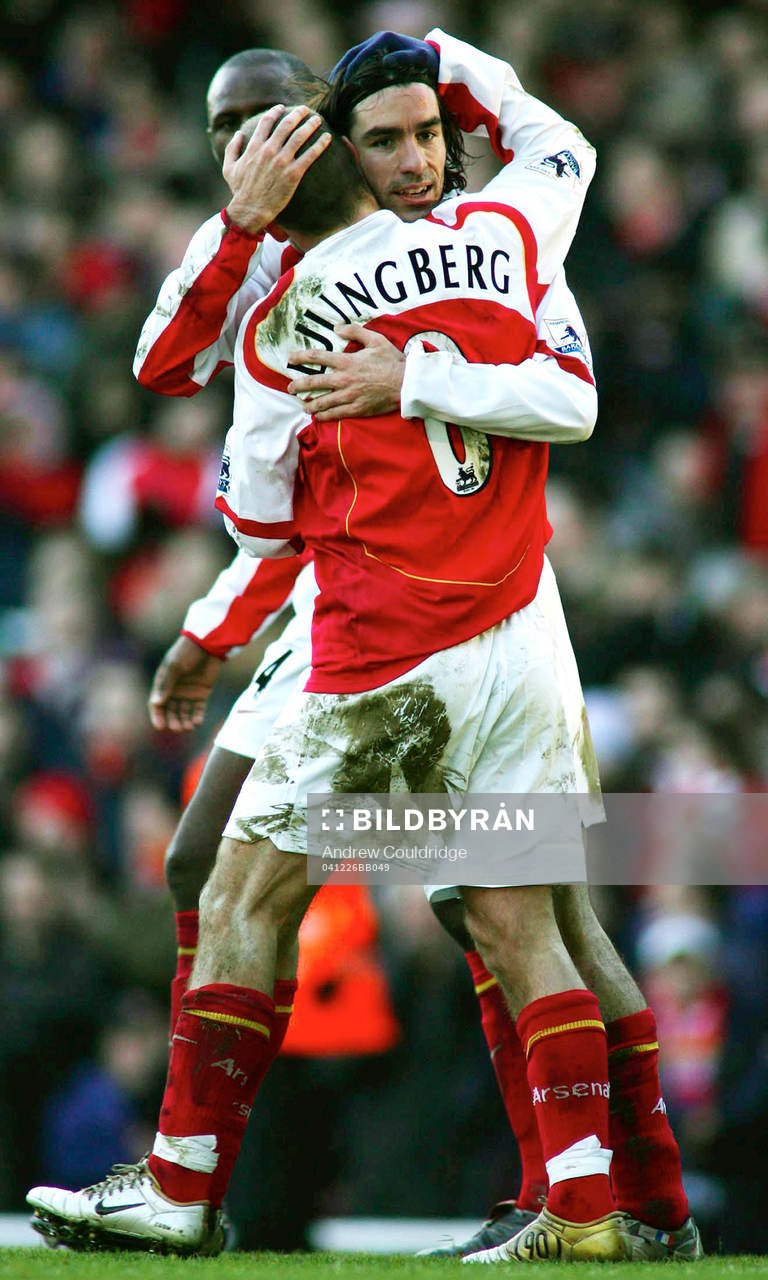  Robert Pires kramar om Fredrik Ljungberg, Arsenal, (jubel)