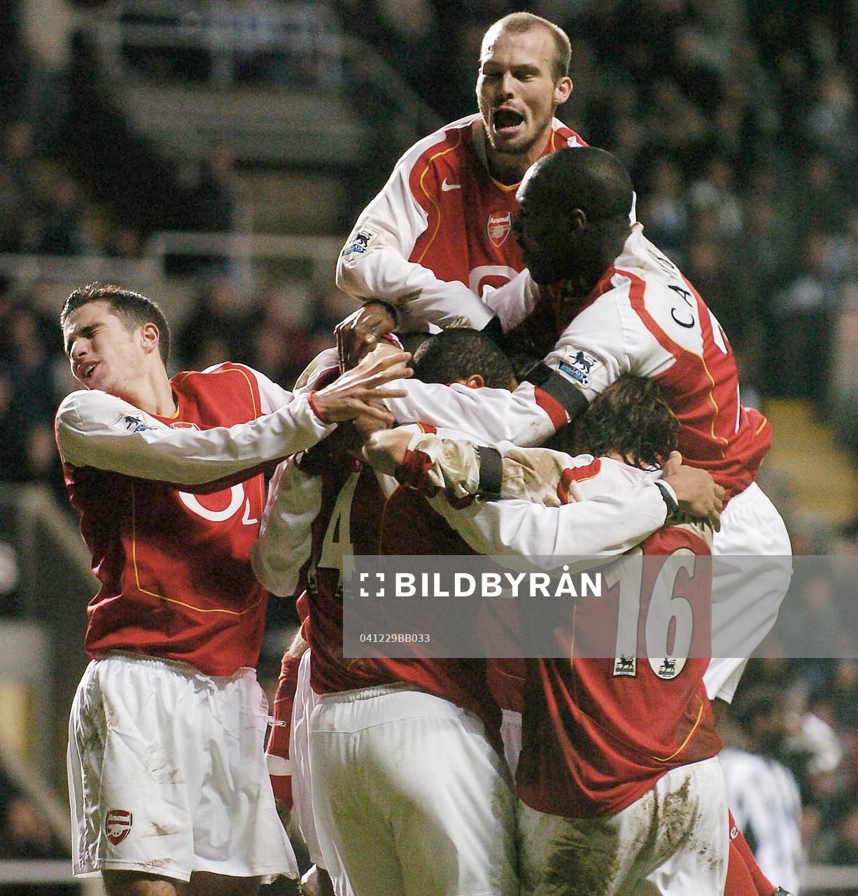 Newcastle - Arsenal: Patrick Vieira, Thierry Henry, Mathieu