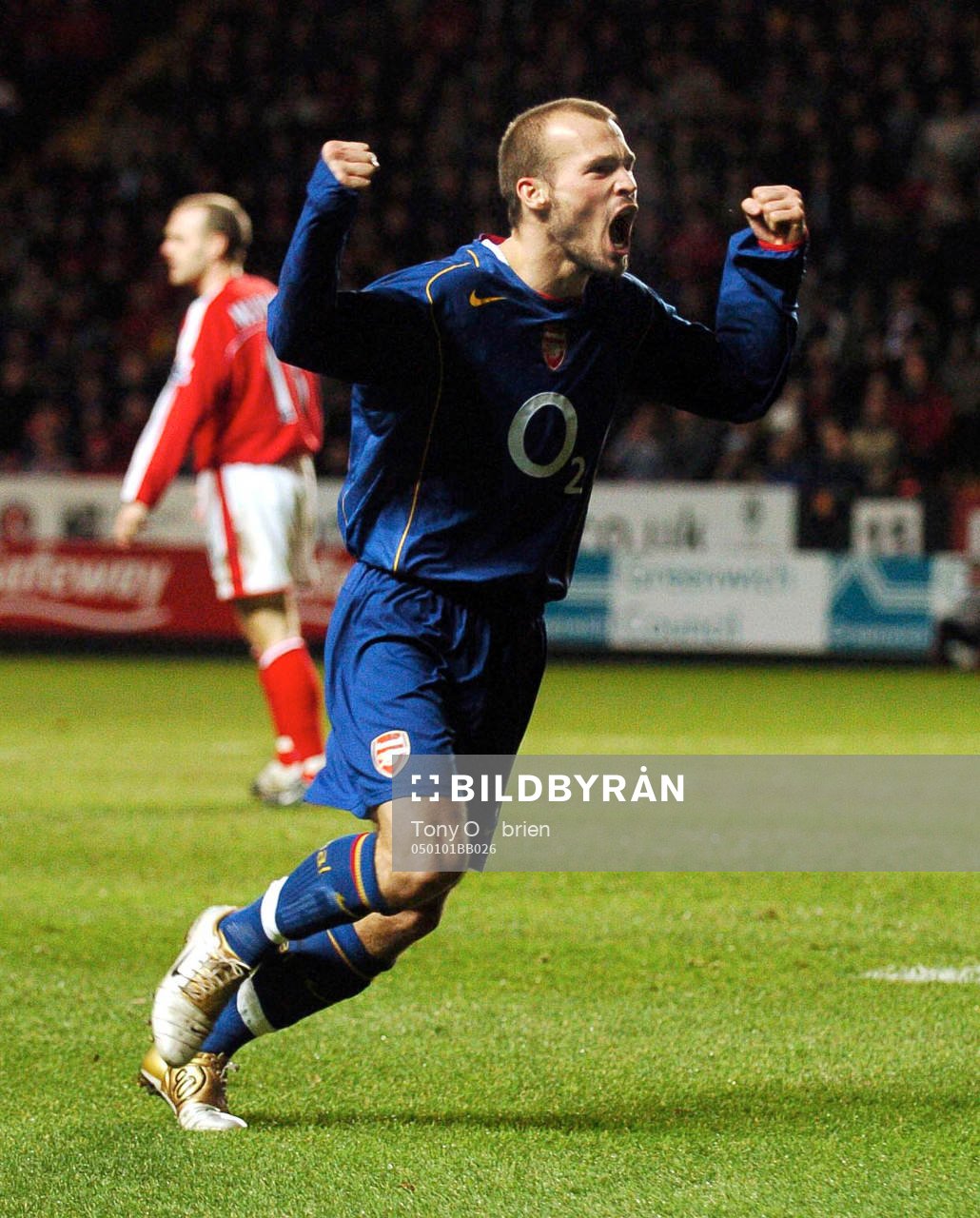  Fredrik Ljungberg, Arsenal, jubel.