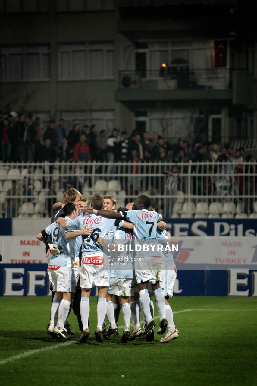 Fotboll, Malmö - Besiktas. Malmö FF spelar Efes Pilsen