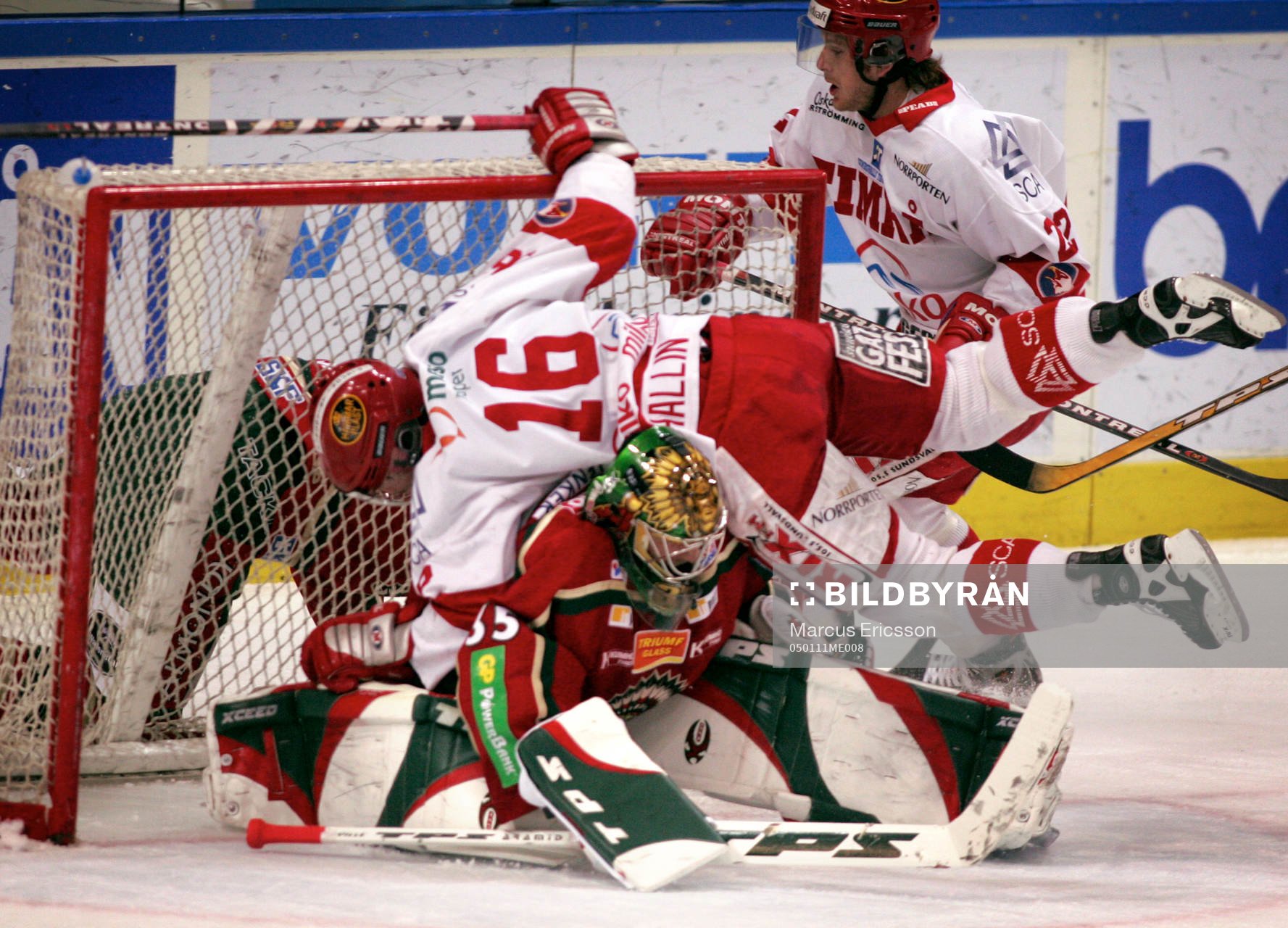 Henrik Lundqvist, målvakt Frölunda får ta emot Per