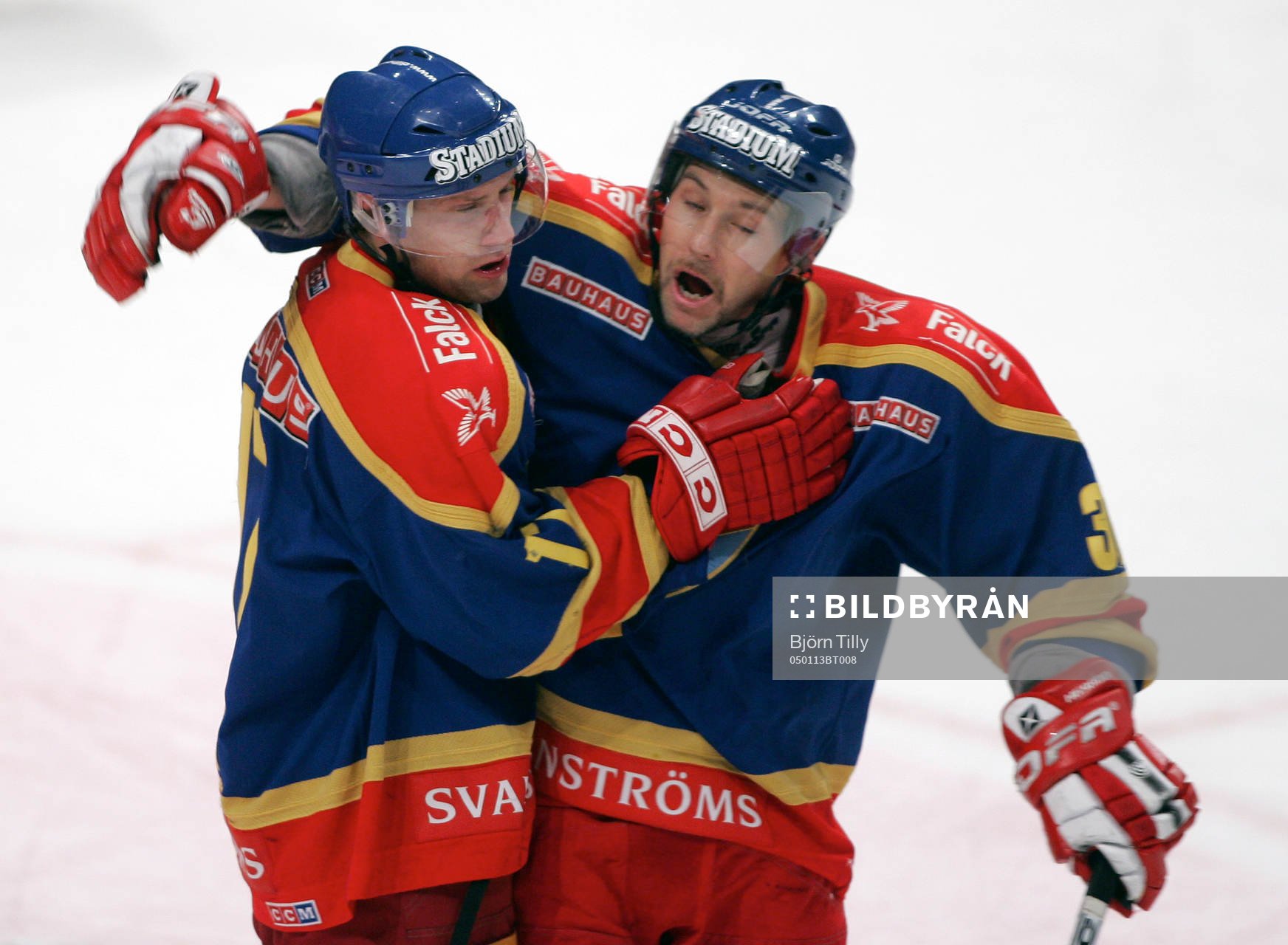 Marcus Nilson, Djurgården gratuleras av Rikard Franzén,