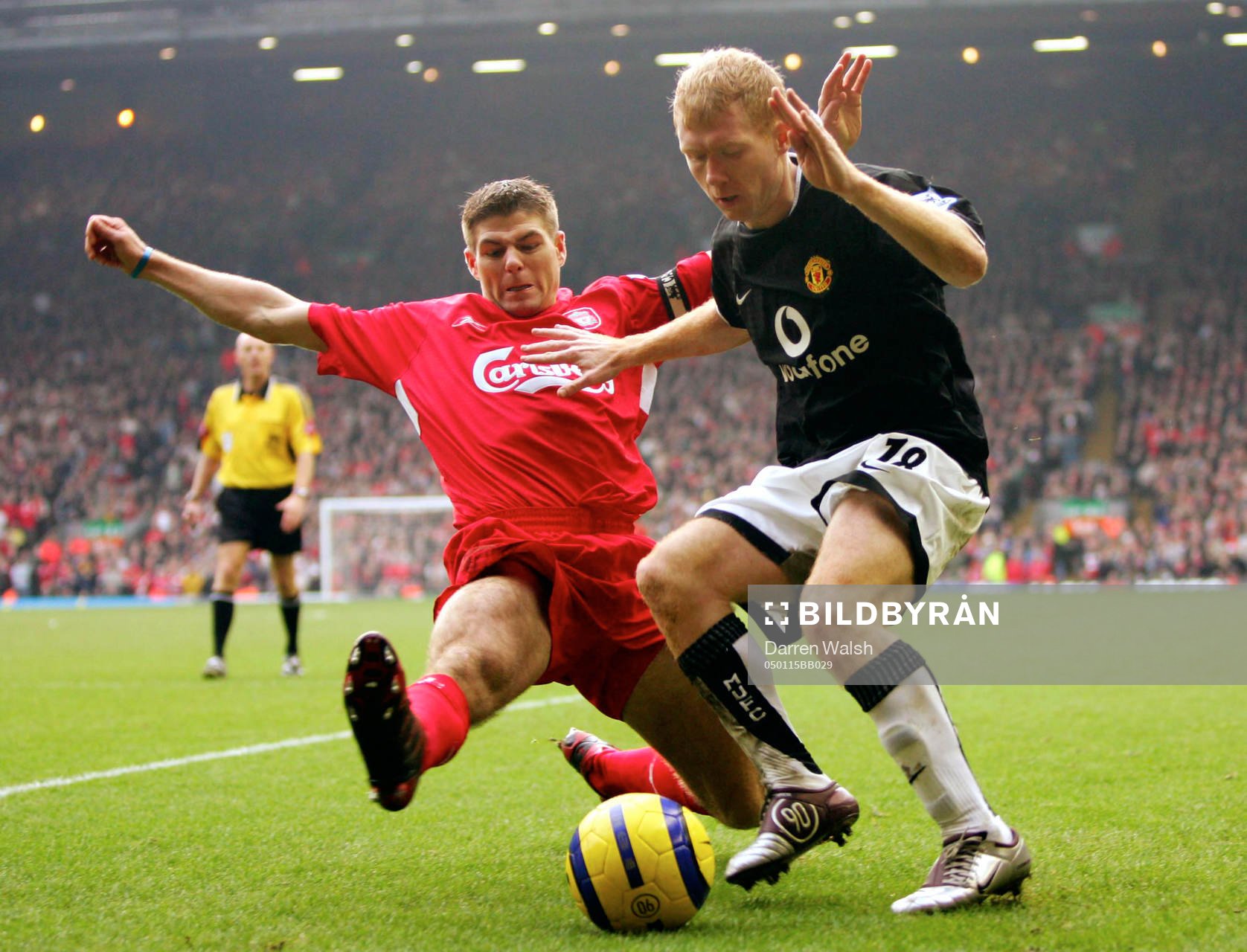  Liverpools Steven Gerrard och Manchester Uniteds Paul Scholes