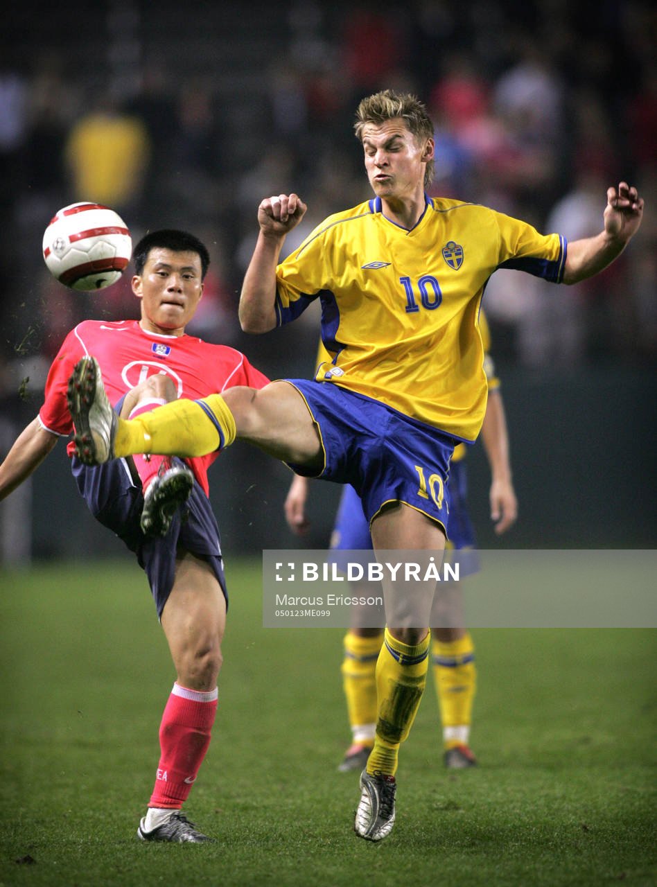 Markus Rosenberg, Sverige kliver in i närkamp