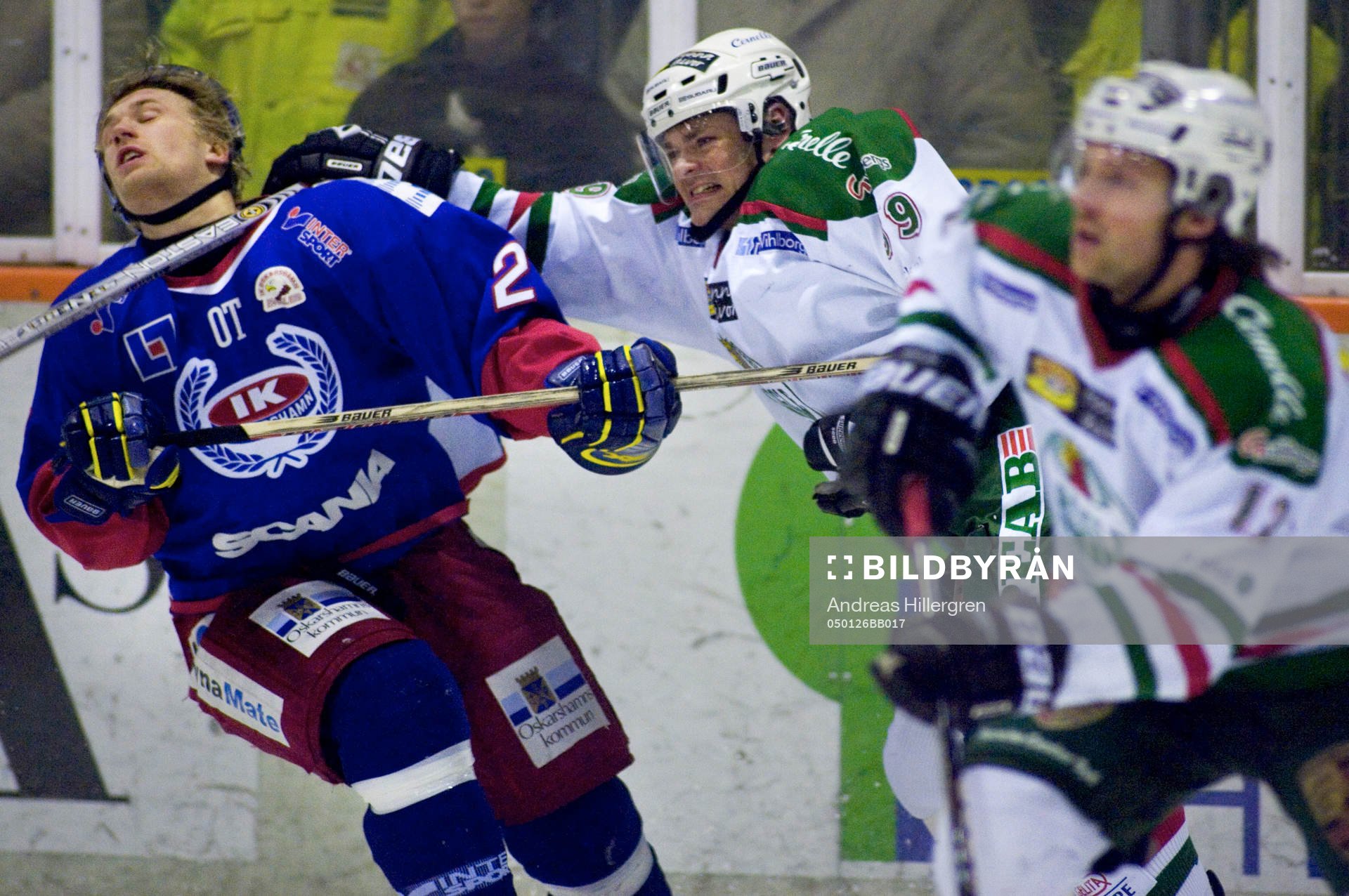 Byron Ritchien ger Martin Thörnberg, en omgång