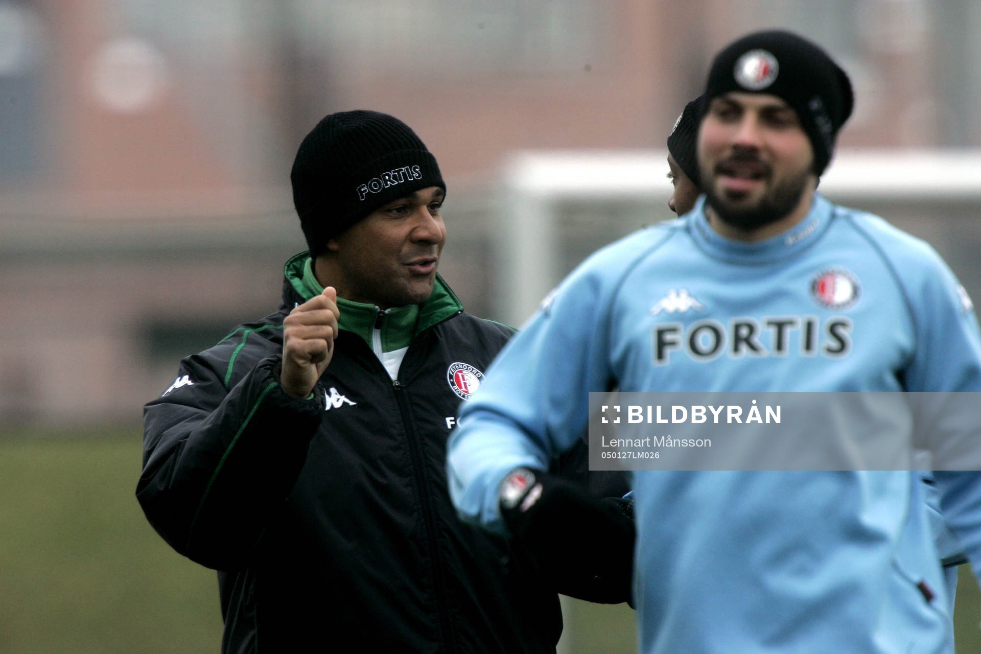 Ruud Gullit, tränare och svensken Alexander Östlund