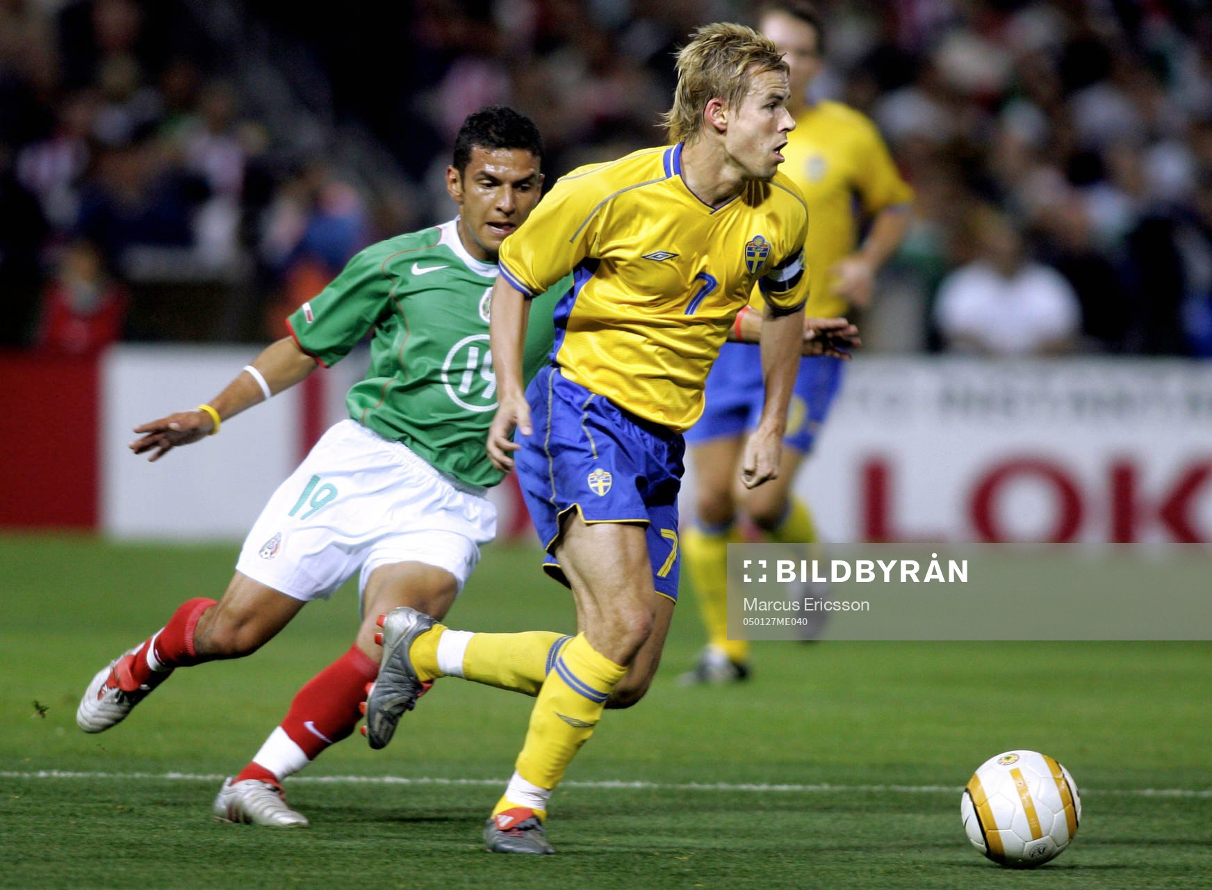 Niclas Alexandersson, Sverige med Jaine Lozano, Mexico i