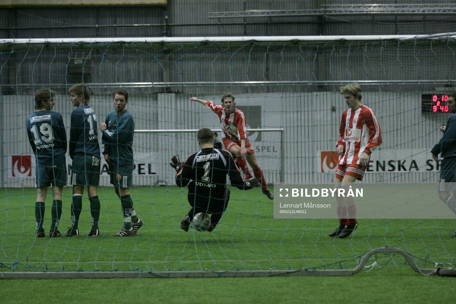 Frispark, mur, målvaktsräddning, skott