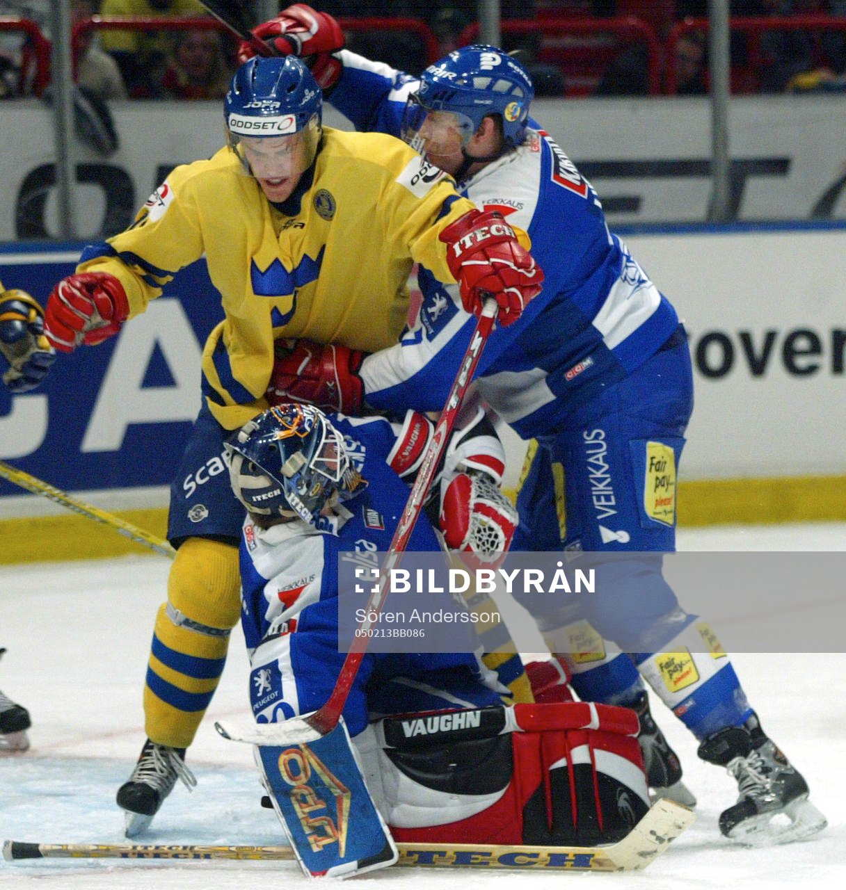 Magnus Kahnberg, Sverige och Pasi Nurminen, målvakt,