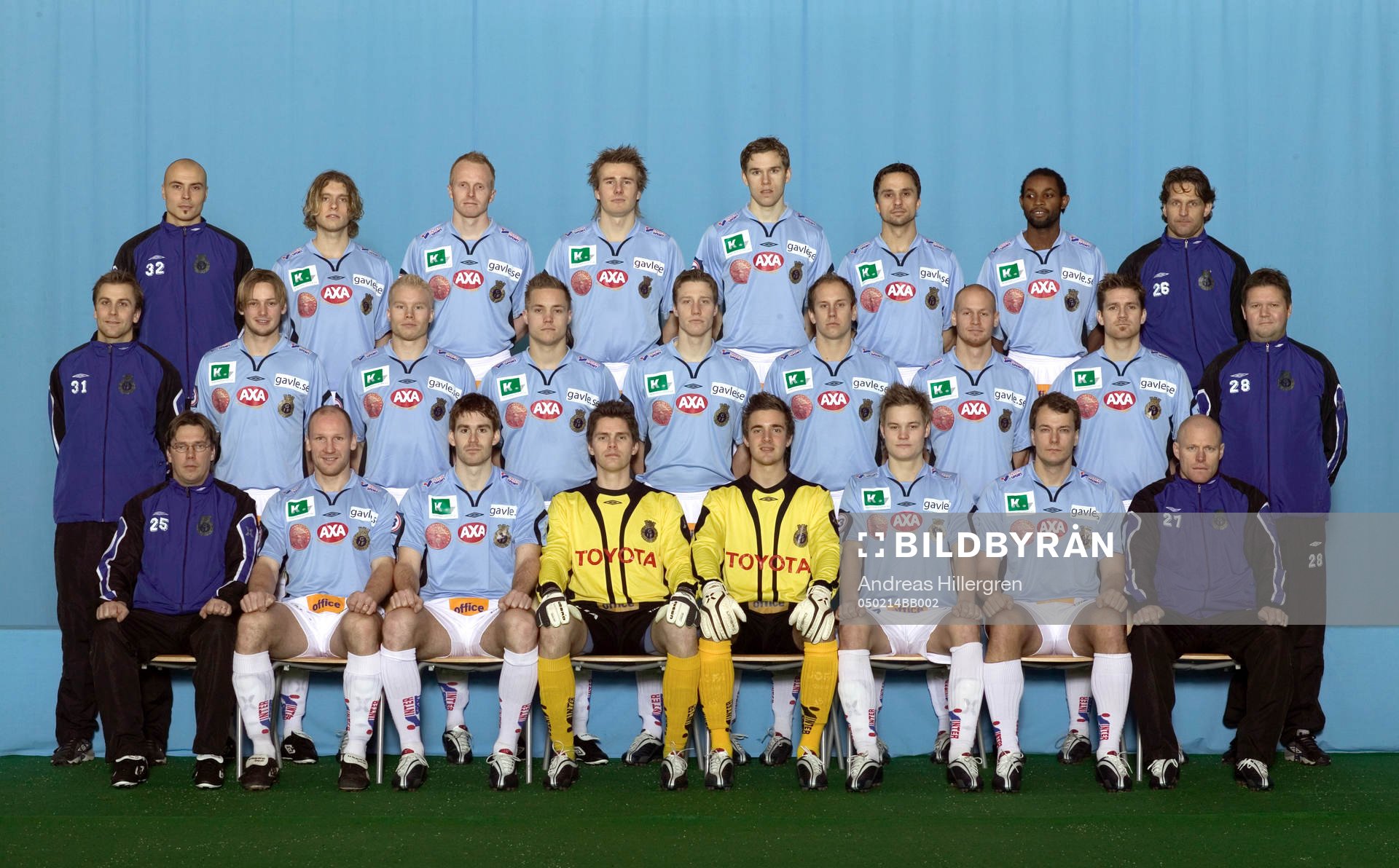 Bakre raden från vänster: Jimmy Haaranen (tränare),