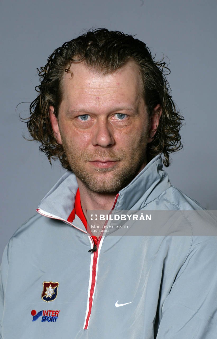 Mikael Henriksson (massör)