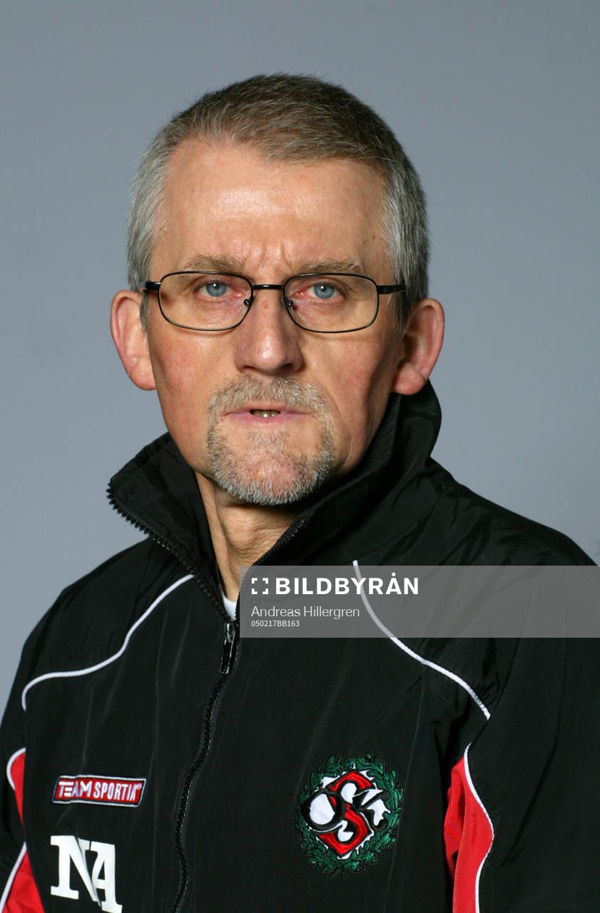 Ronny Wiking (lagledare)