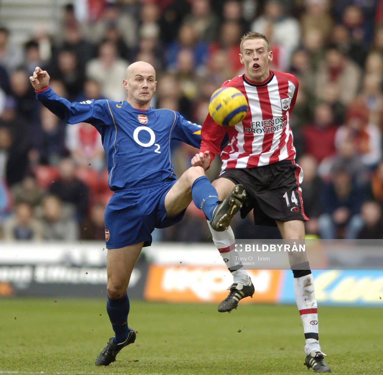 Southampton's Peter Crouch och Arsenal's Pascal Cygan