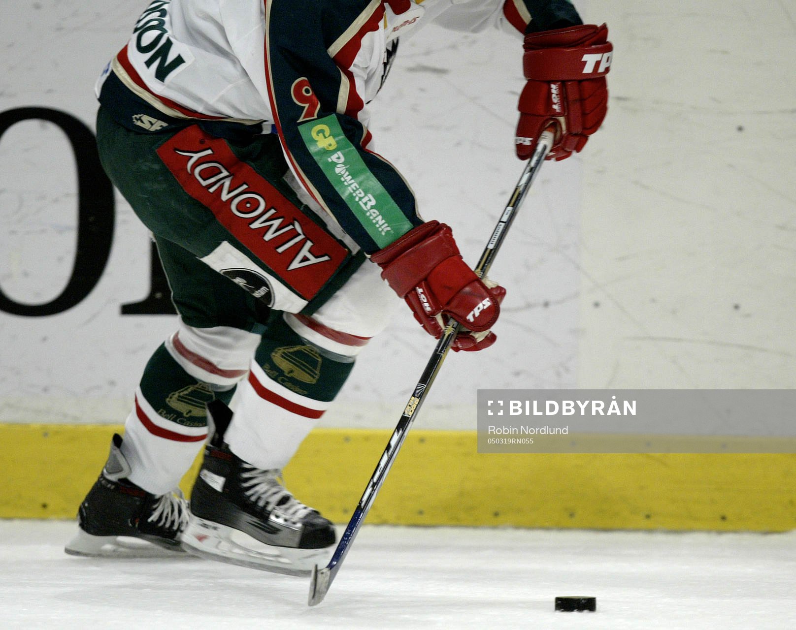 Klubba, puck, skridsko, ben, handskar, genre