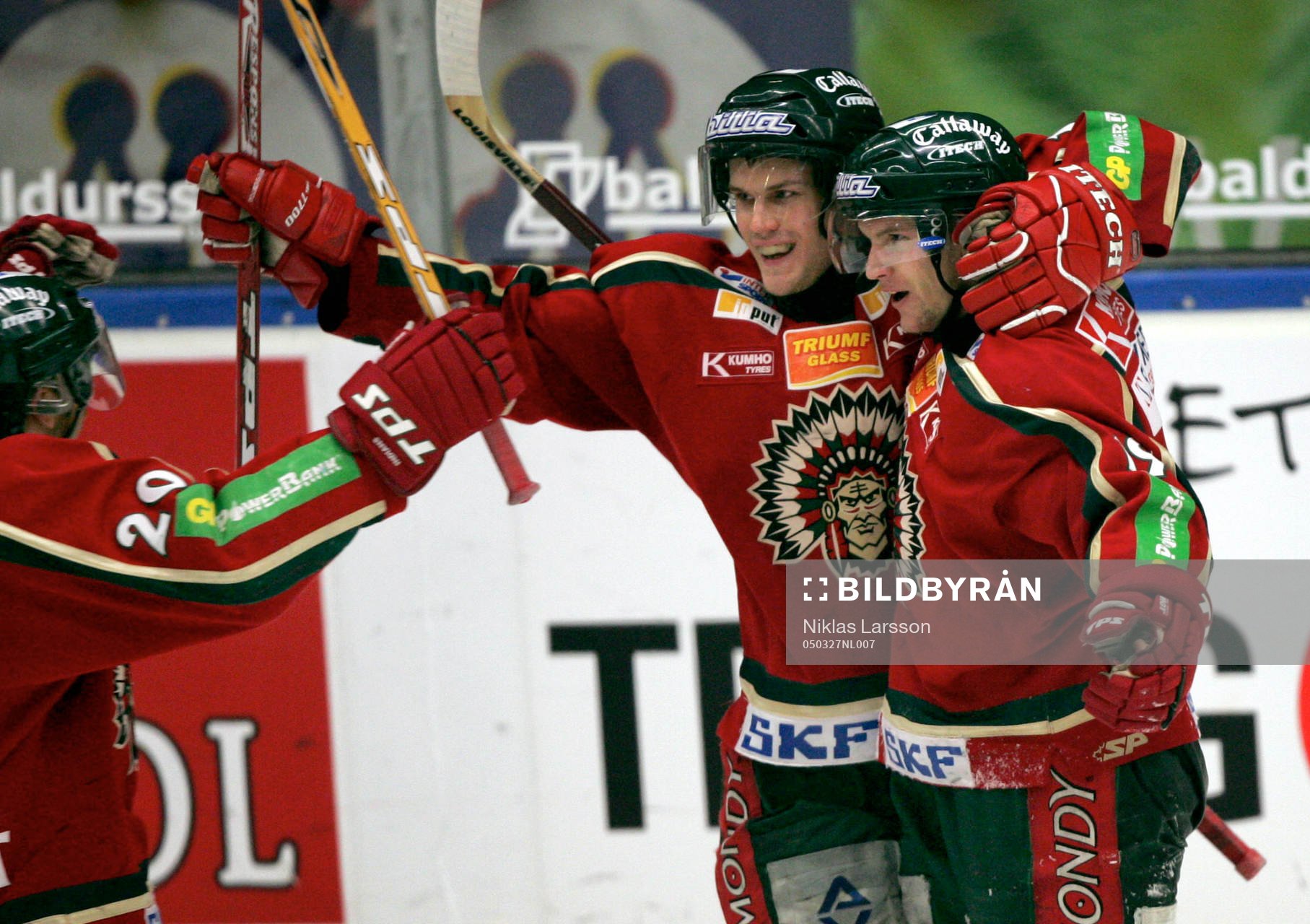 Magnus Kahnberg, Frölunda grattas av Joel Lundqvist och