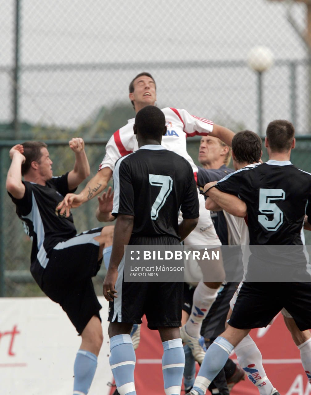 1-0 till Assyriska, Ivan Isakovic. Mattias Asper och Daniel