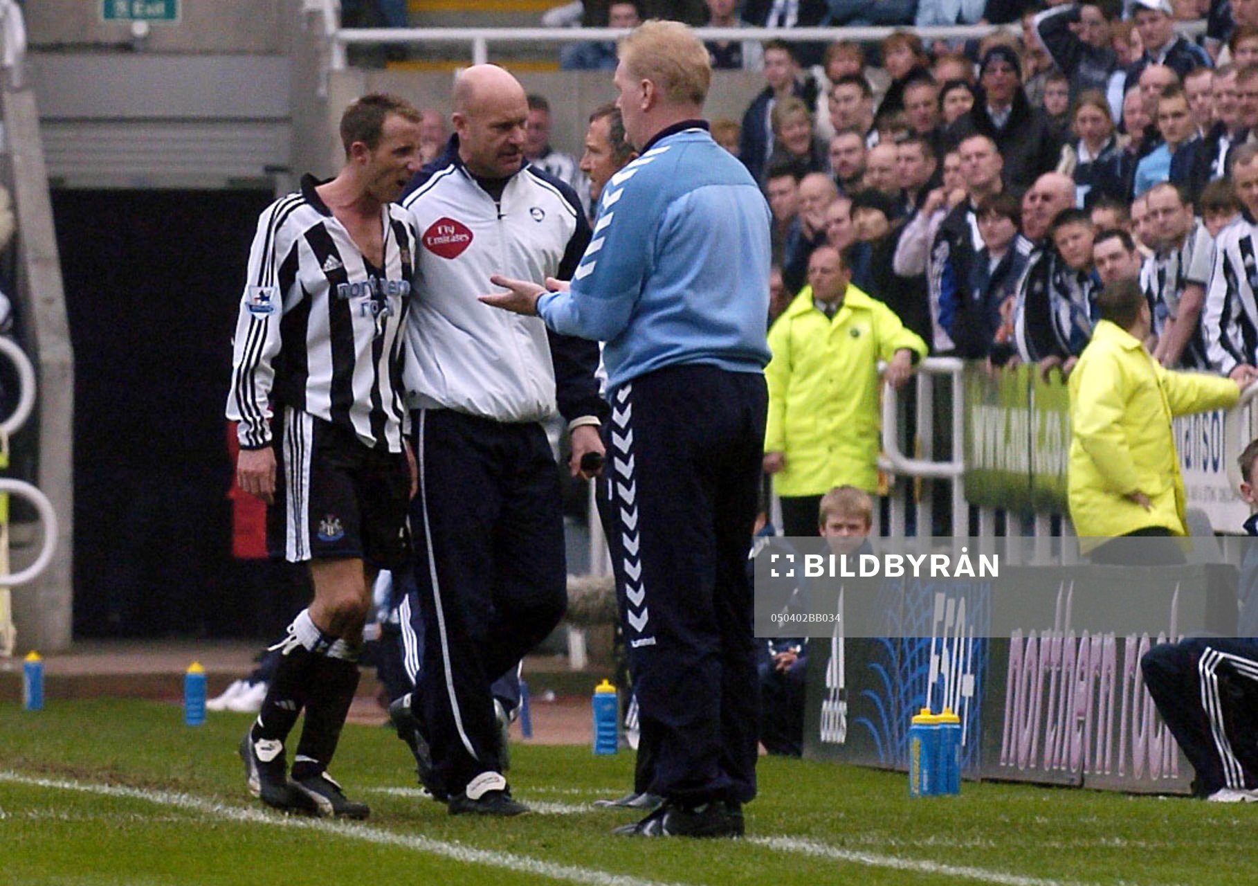  Lee Bowyer, Newcastle, efter fighten med Kieron Dyer, Newcastle