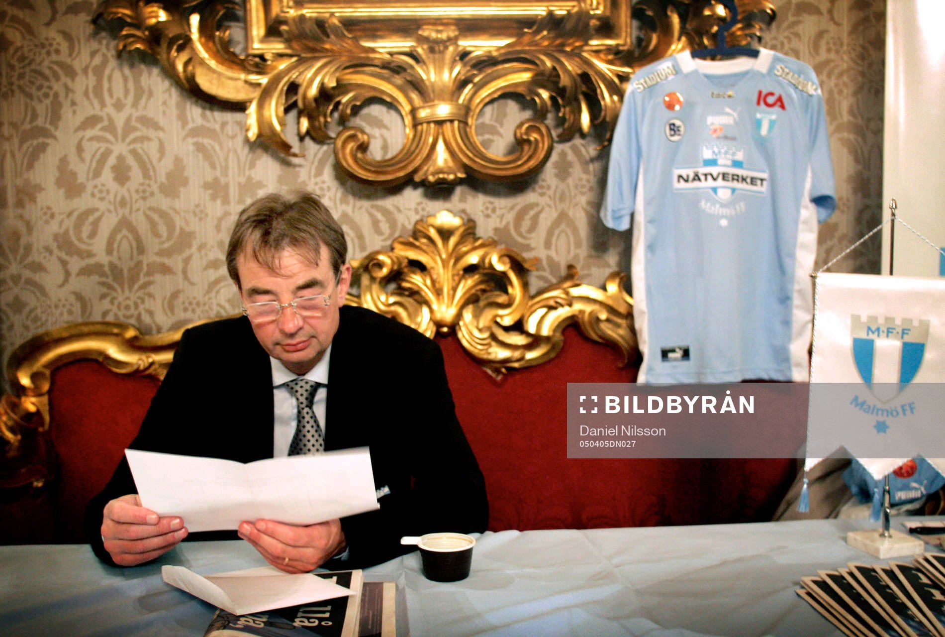 Fotboll,  Avspark 2005, upptakt