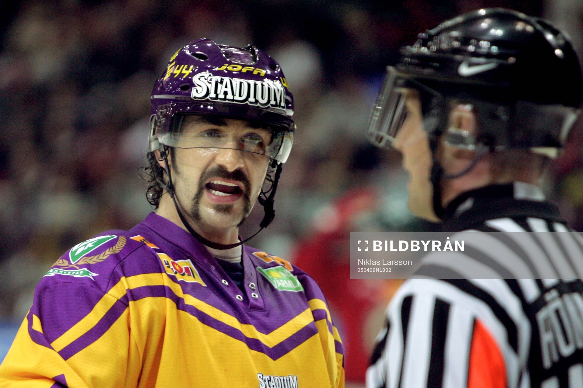 Sheldon Souray, Färjestad tittar frågande på domaren