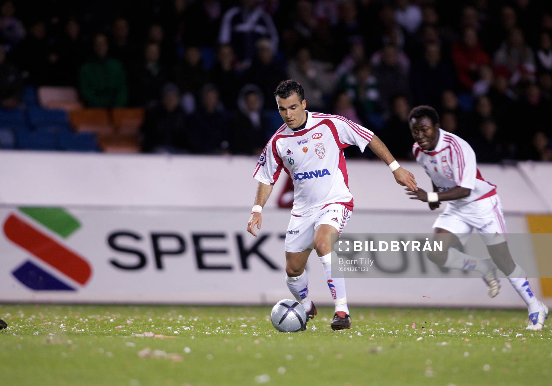 Dani HHamzo, Assyriska. Spektrum, reklam