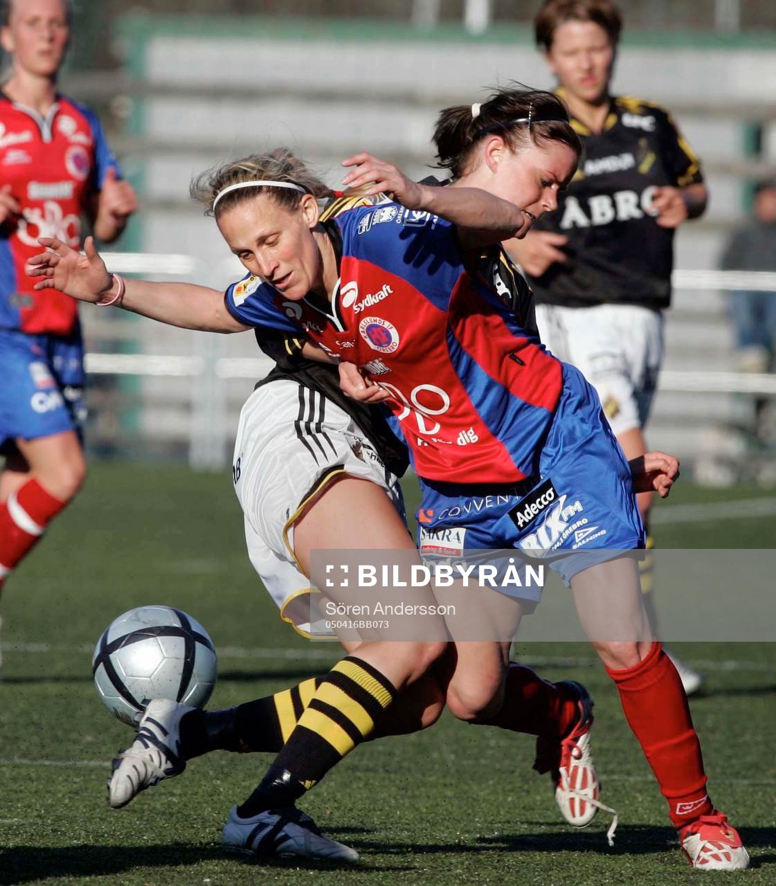  Kristine Lilly, Örebro och Madelene Göras, AIK.