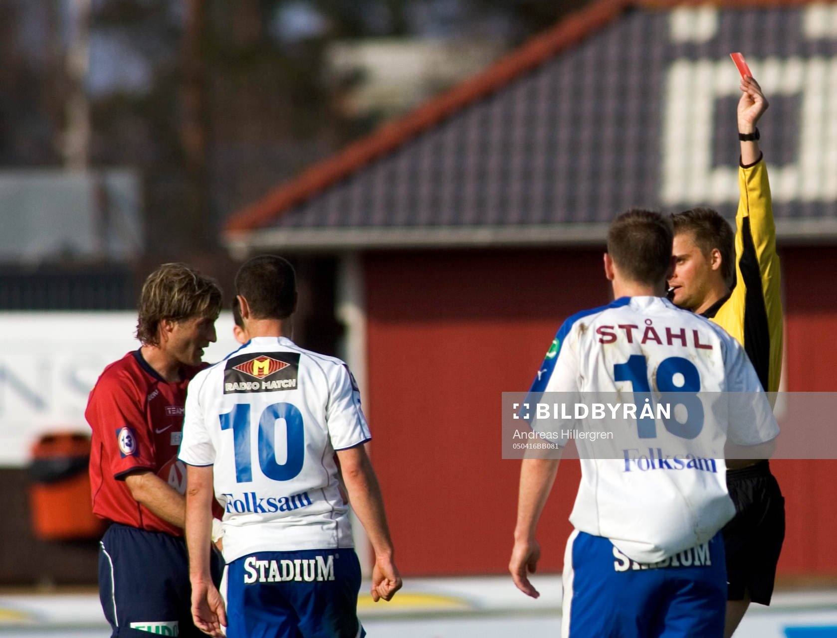 Pierre Gallo, Norrköping får rött kort