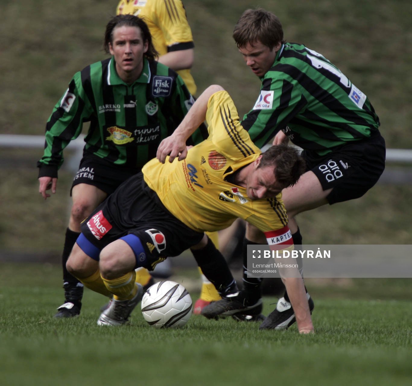 Alexander Söderberg kämpar för två, mot två