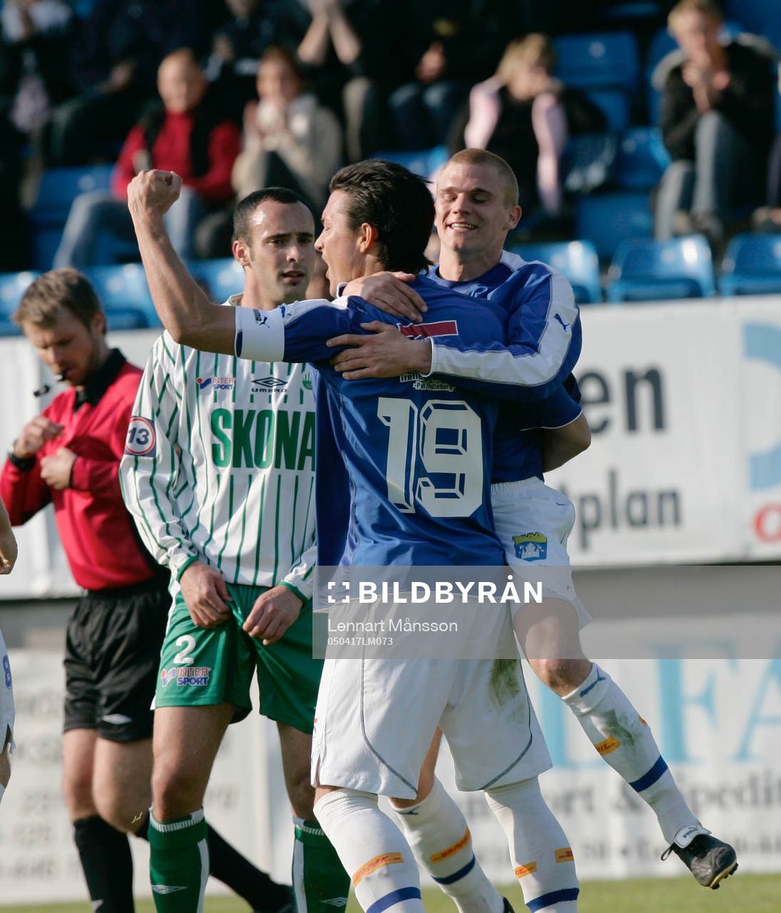 Mentor Zhubi grattas av Erik Mårtensson