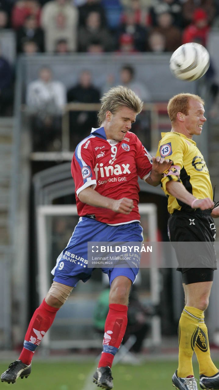 Andreas Dahl nickduellerar med Magnus Samuelsson