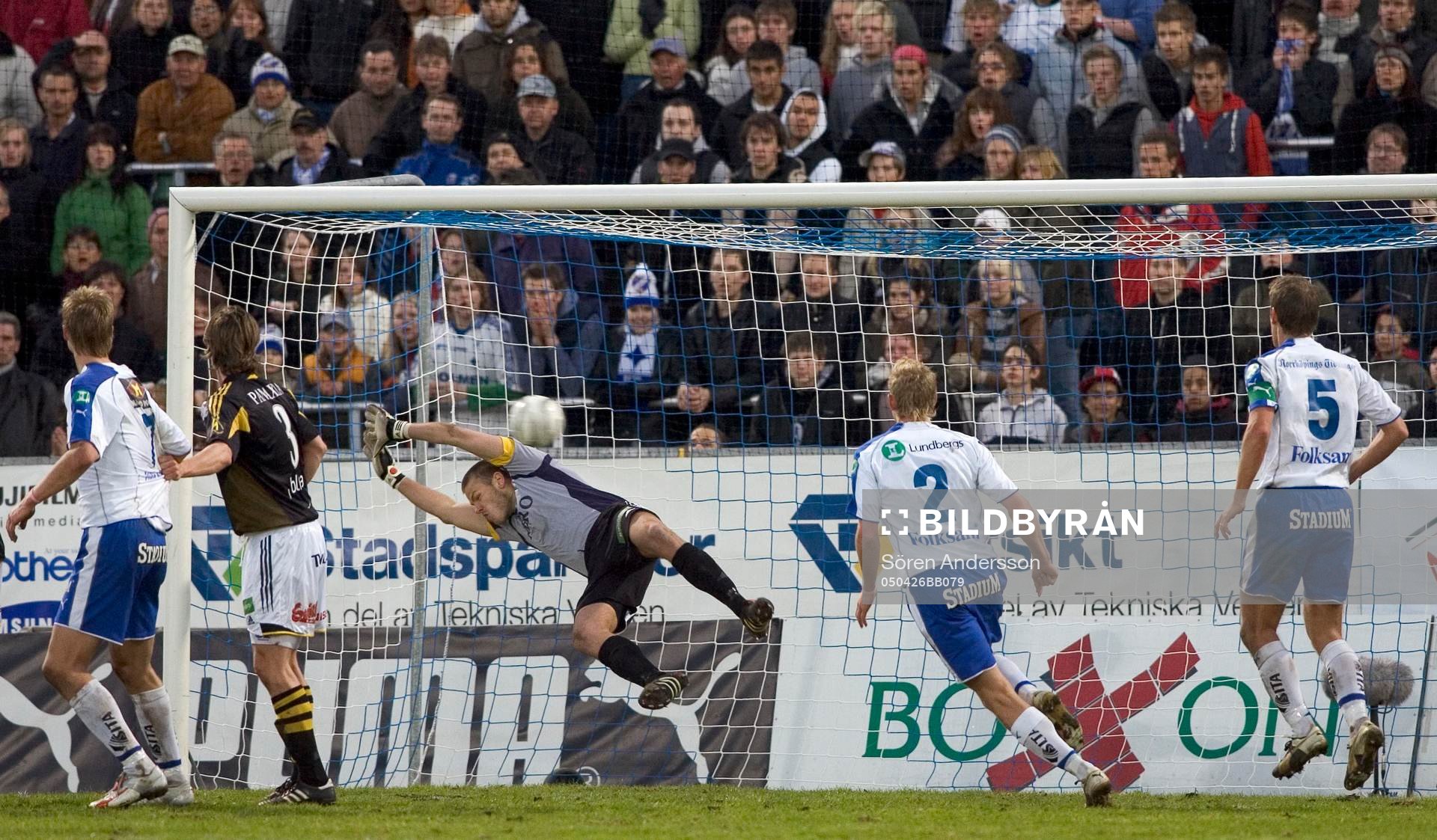 Abderahman Kabous, Norrköping gör 1-0 bakom Daniel
