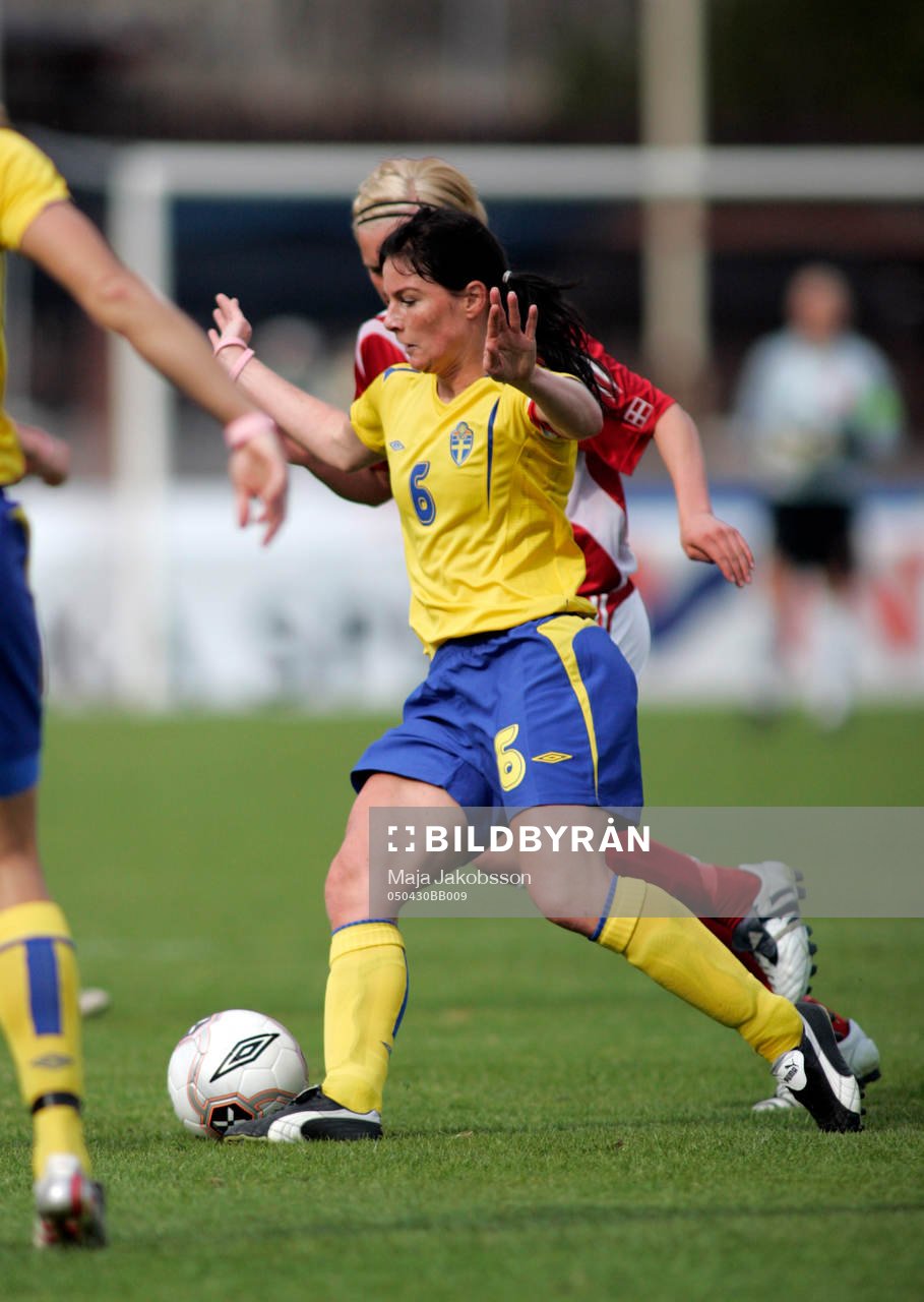 Malin Moström, Sverige