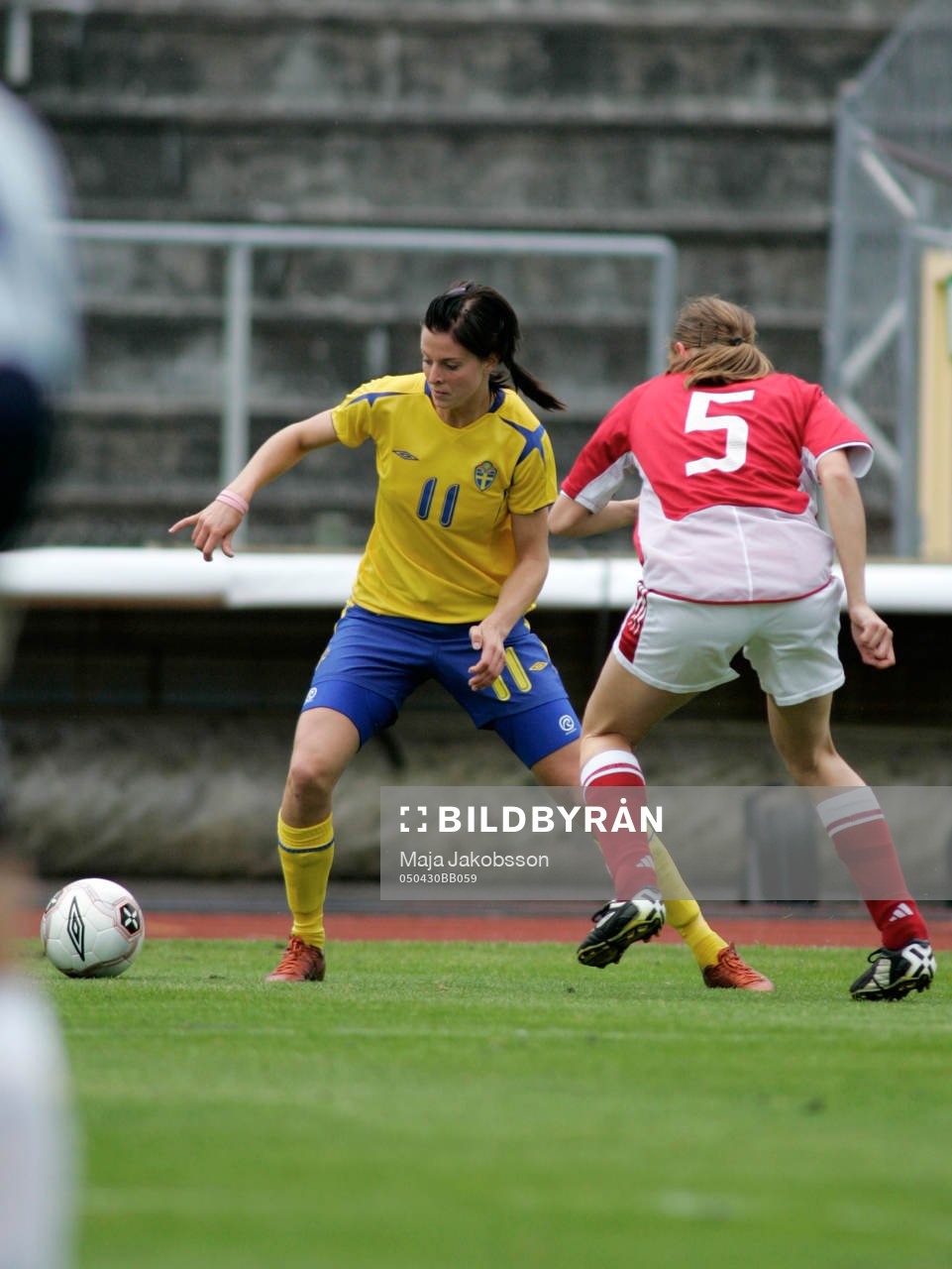  Lotta Schelin, Sverige och Mariann Gejhede Knudsen.