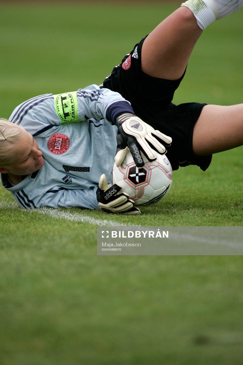 Tine Cederkvist, målvakt