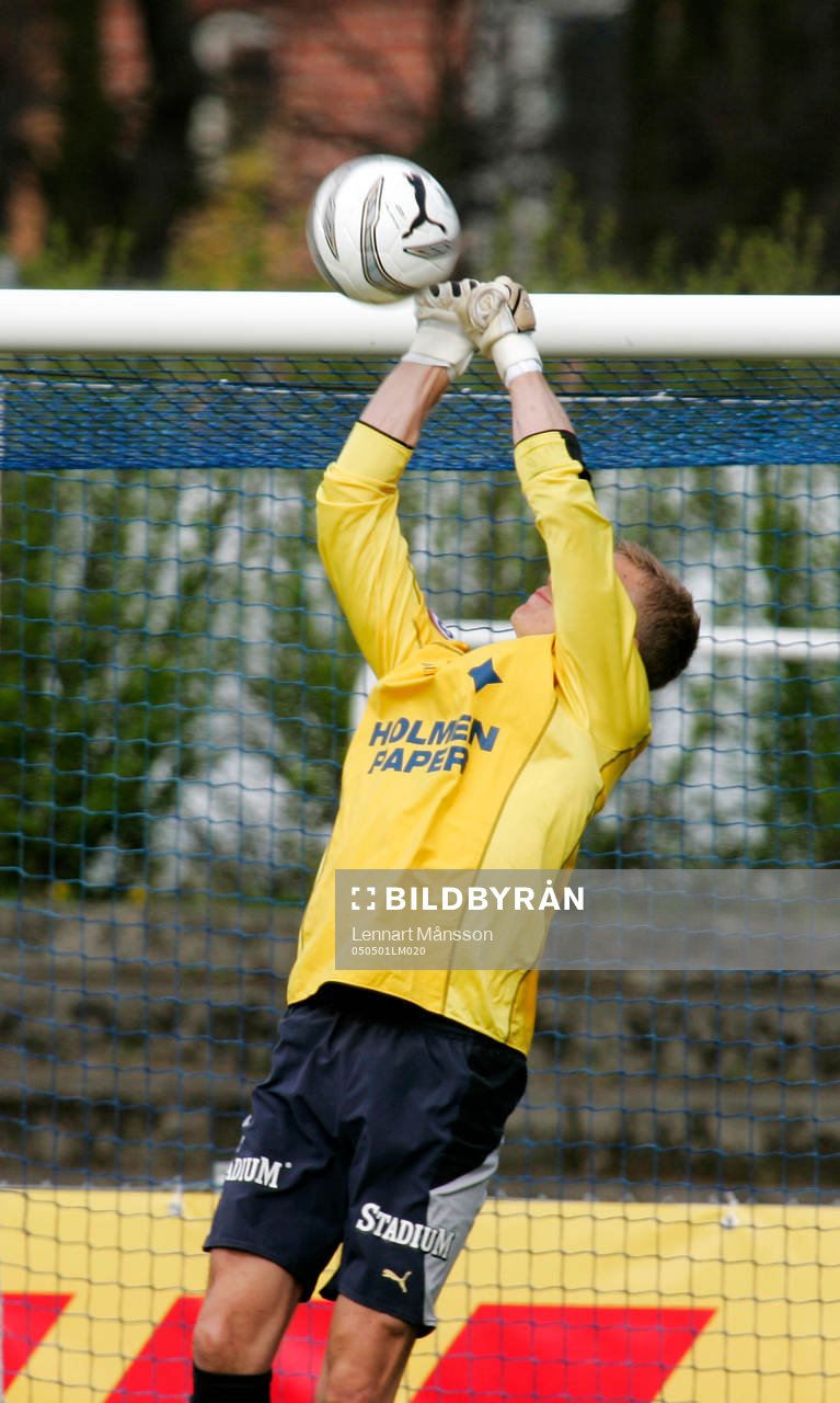 Andreas Lindberg, målvakt, räddning