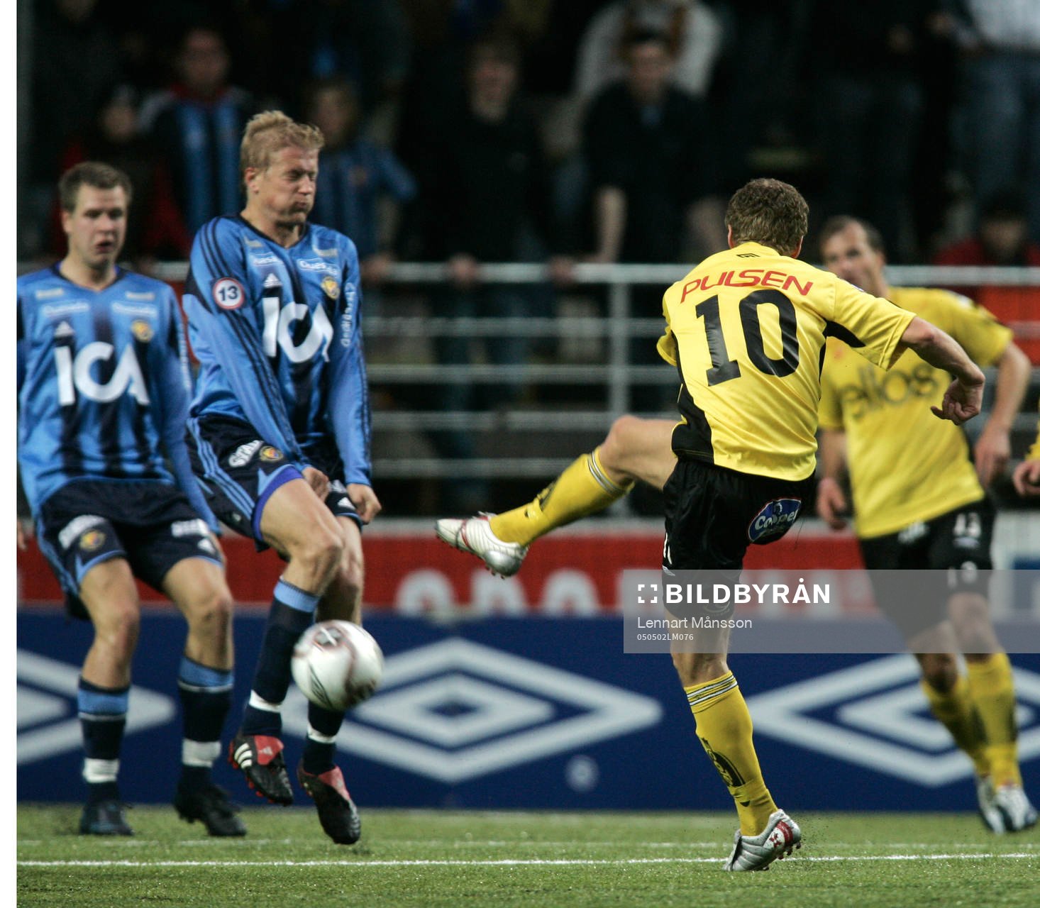 Samuel Holmén (10), Elfsborg skjuter. Skott