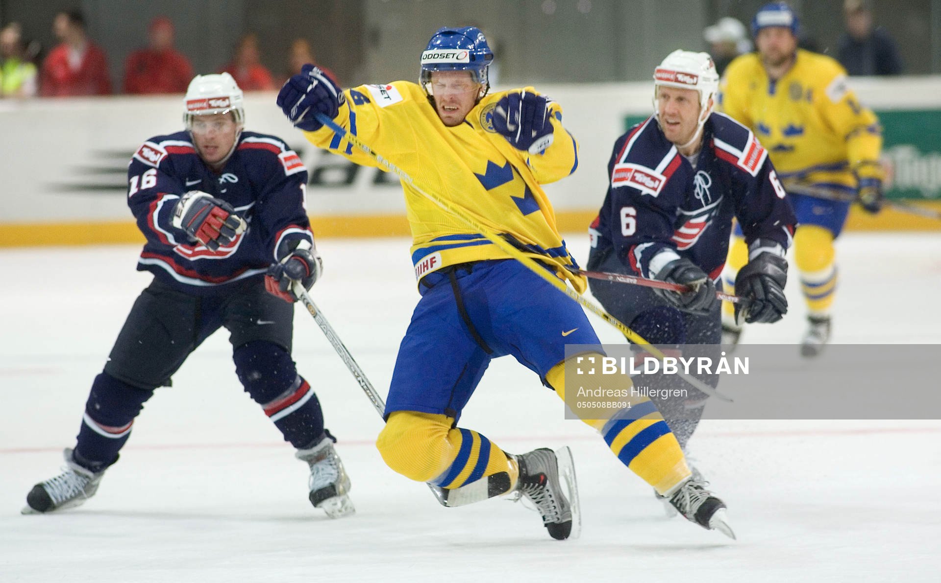 Andy Roach och Mike York stoppar effektivt Johan Franzen