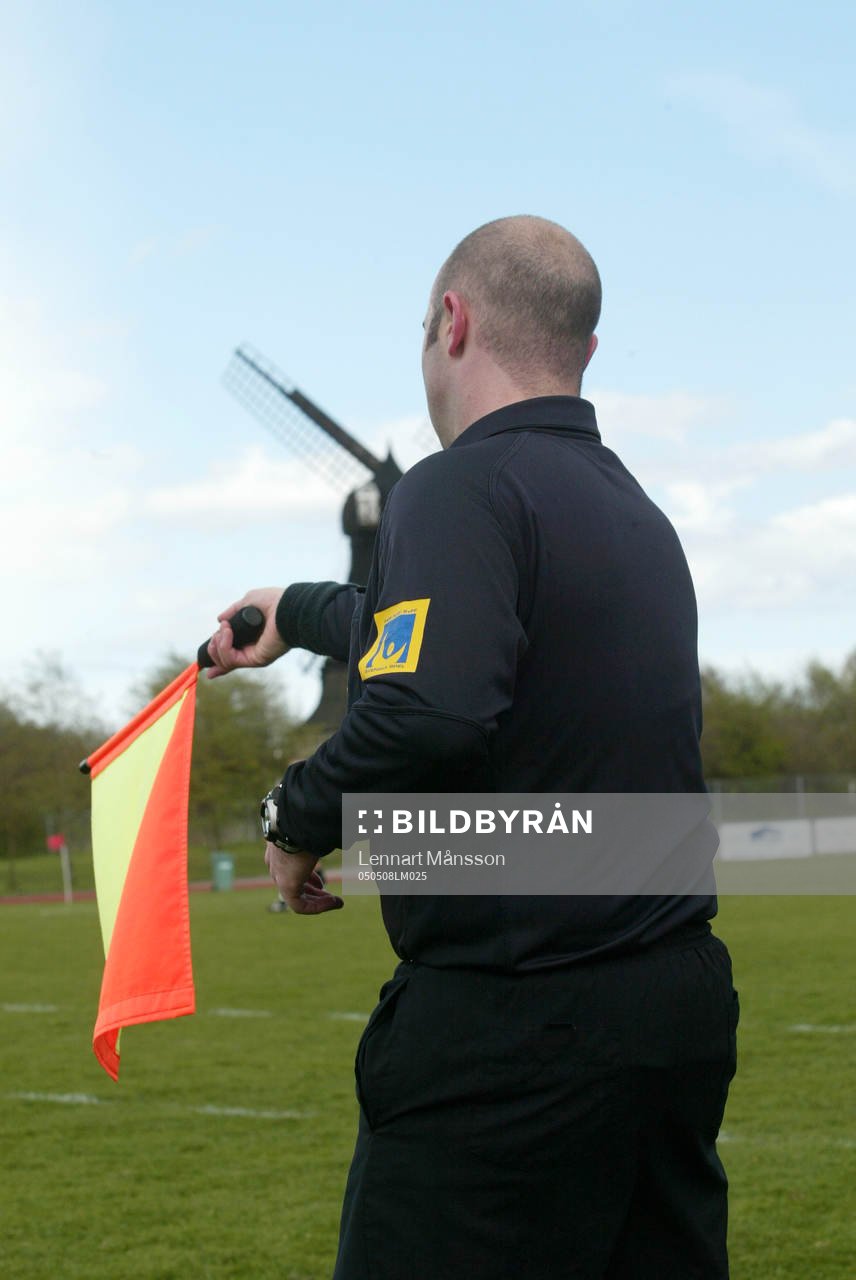 Liljeman, assisterande domare, flagga, väderkvarn