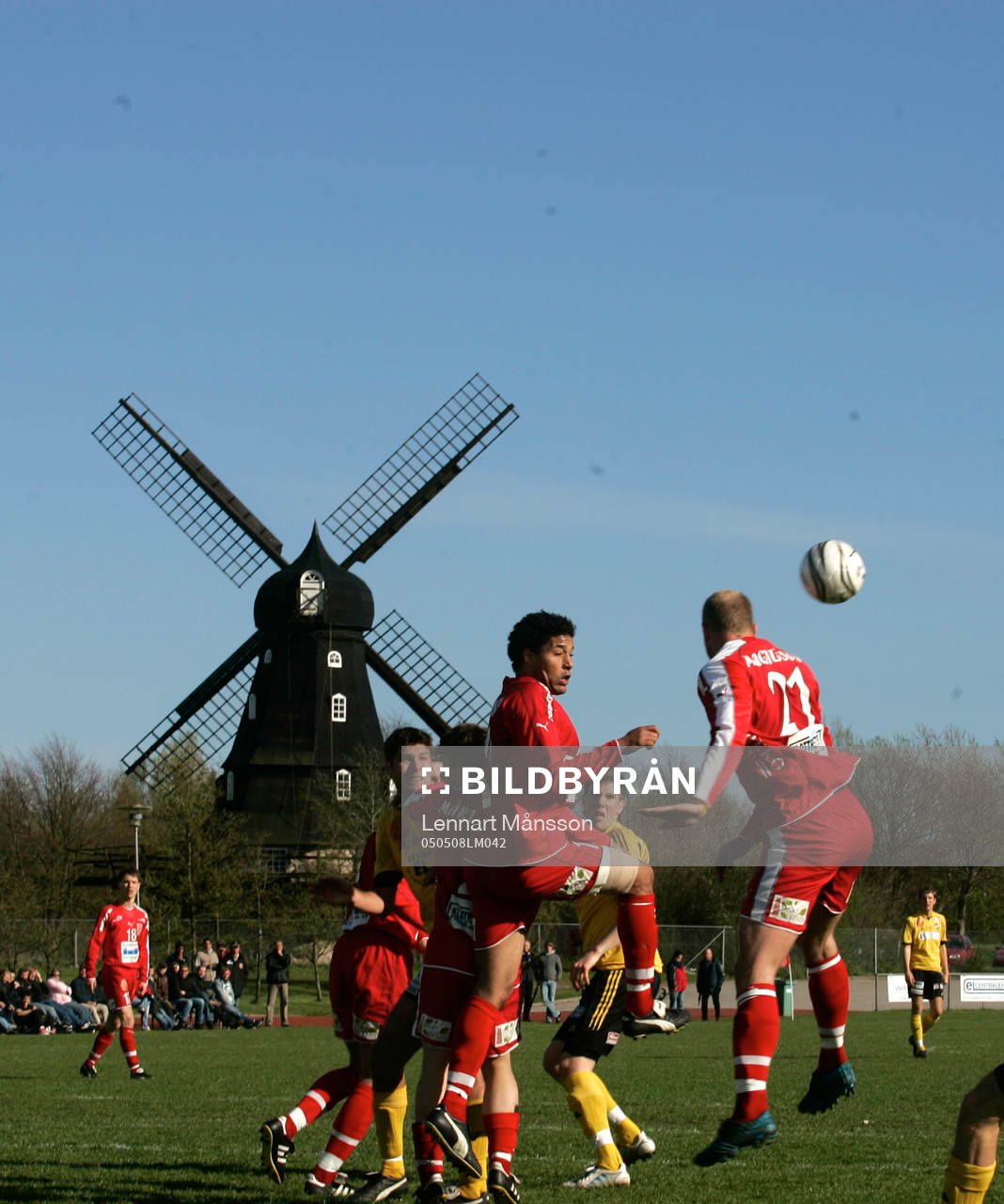 Väderkvarn, idyll, idylliska Höllvikens idrottsplats