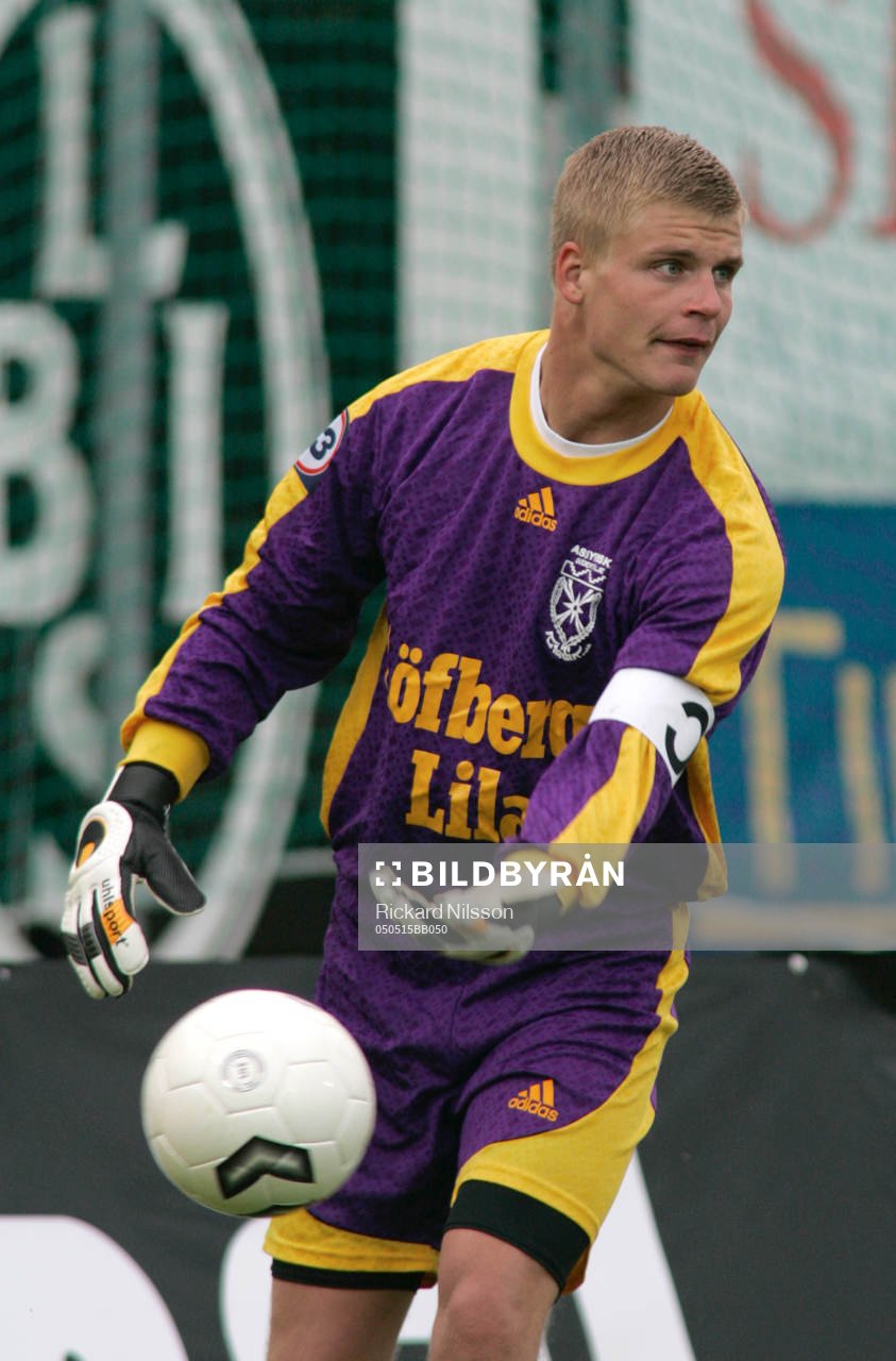 Erland Hellström, målvakt, Assyriska