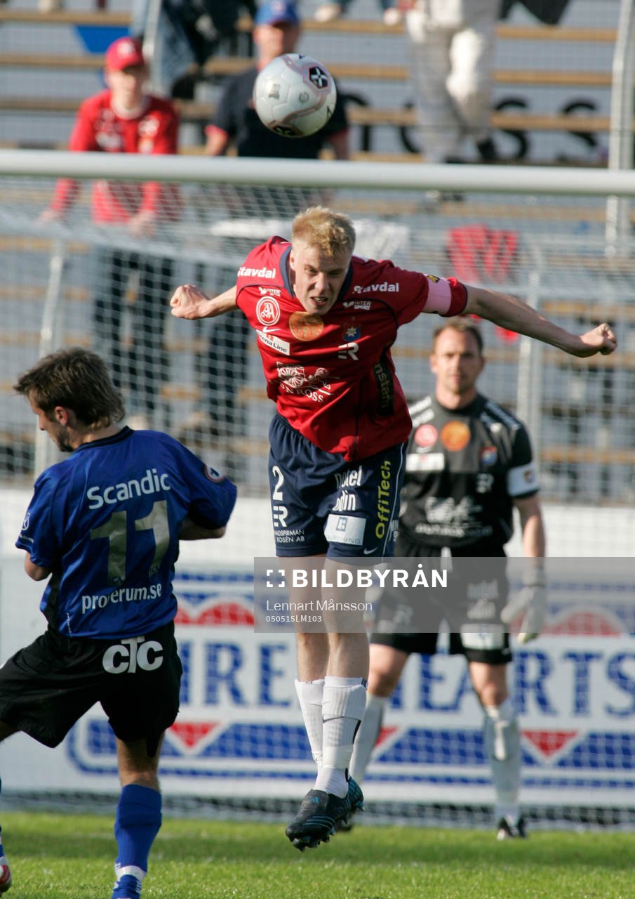 Jukka Sauso nickar undan